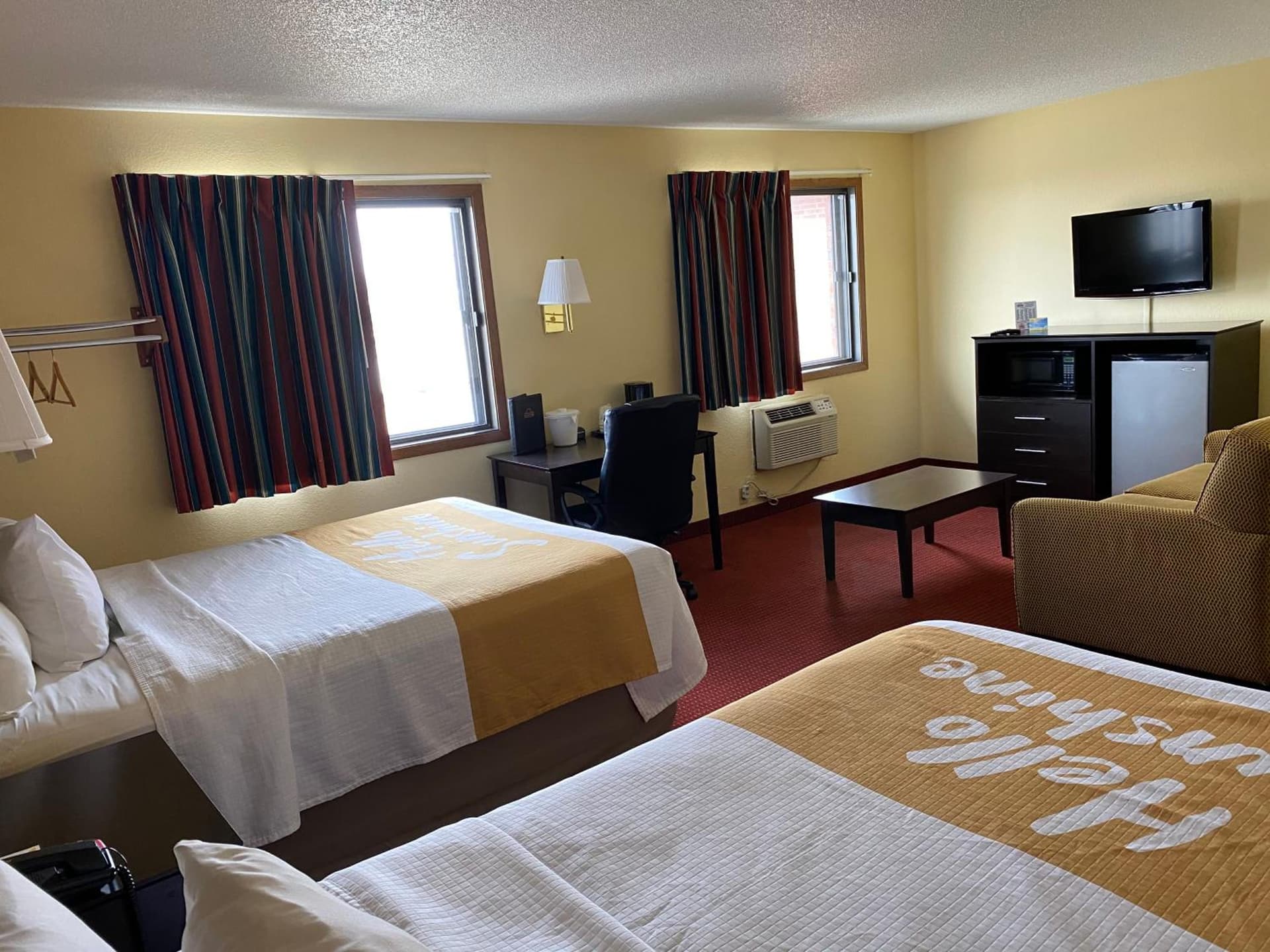 Days Inn & Suites by Wyndham Des Moines Airport gallery photo in Des Moines, IA — image 65