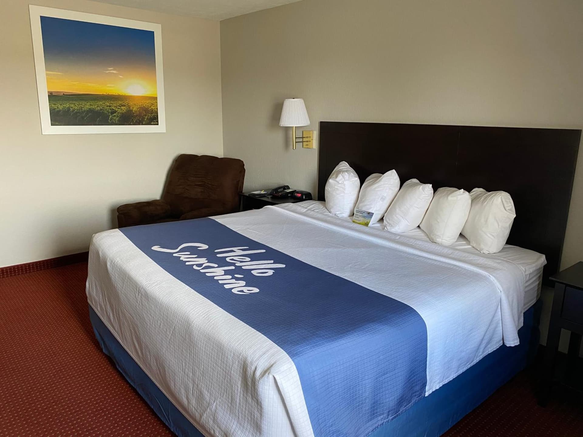 Days Inn & Suites by Wyndham Des Moines Airport gallery photo in Des Moines, IA — image 36