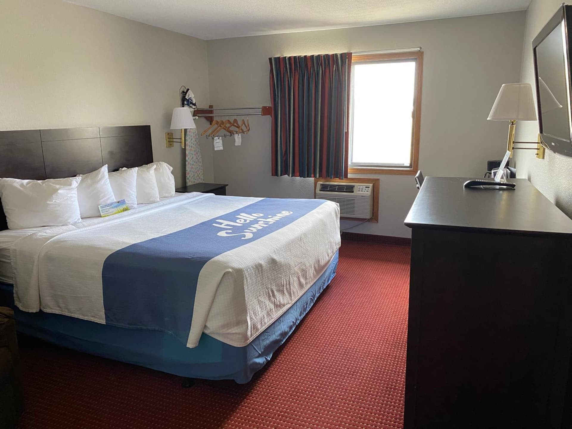 Days Inn & Suites by Wyndham Des Moines Airport gallery photo in Des Moines, IA — image 46