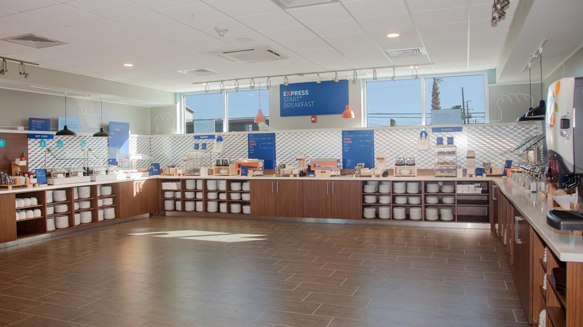 Holiday Inn Express & Suites Panama City Beach - Beachfront by IHG gallery photo in Panama City Beach, FL — image 37