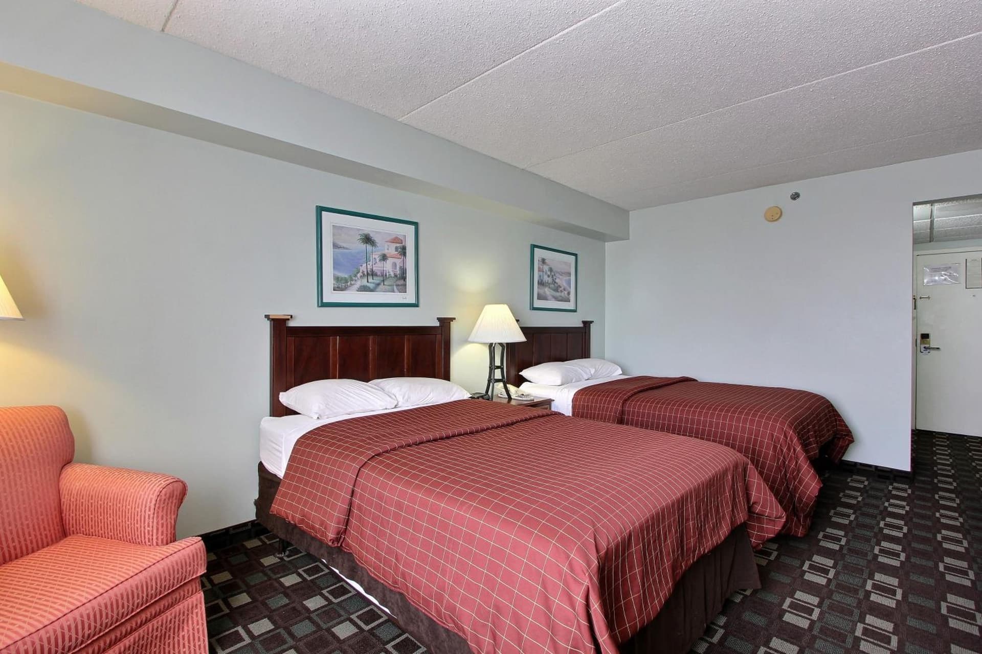 The Plaza Inn & Suites gallery photo in Hagerstown, MD — image 18