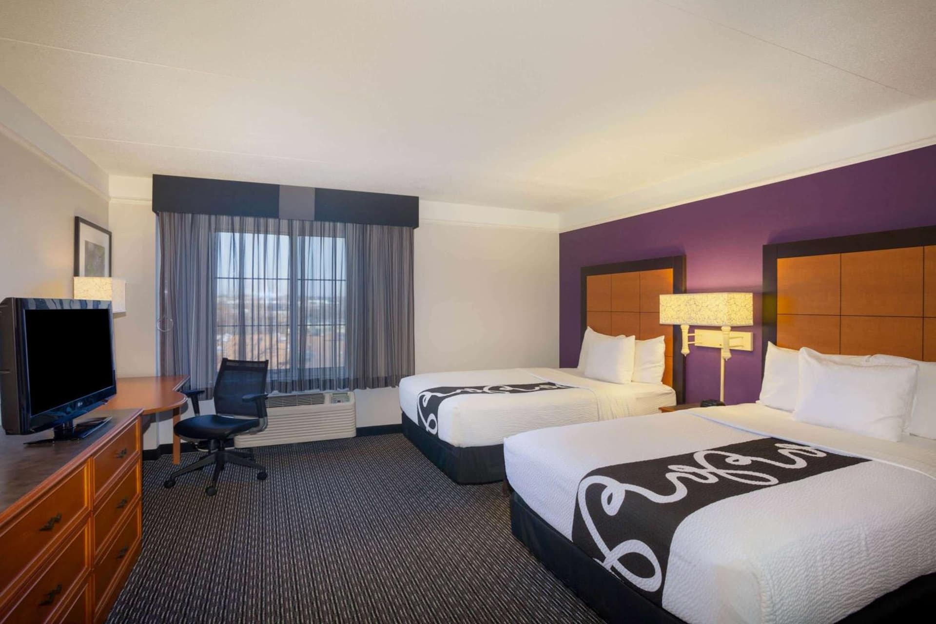 La Quinta by Wyndham St. Louis Westport gallery photo in Saint Louis, MO — image 42