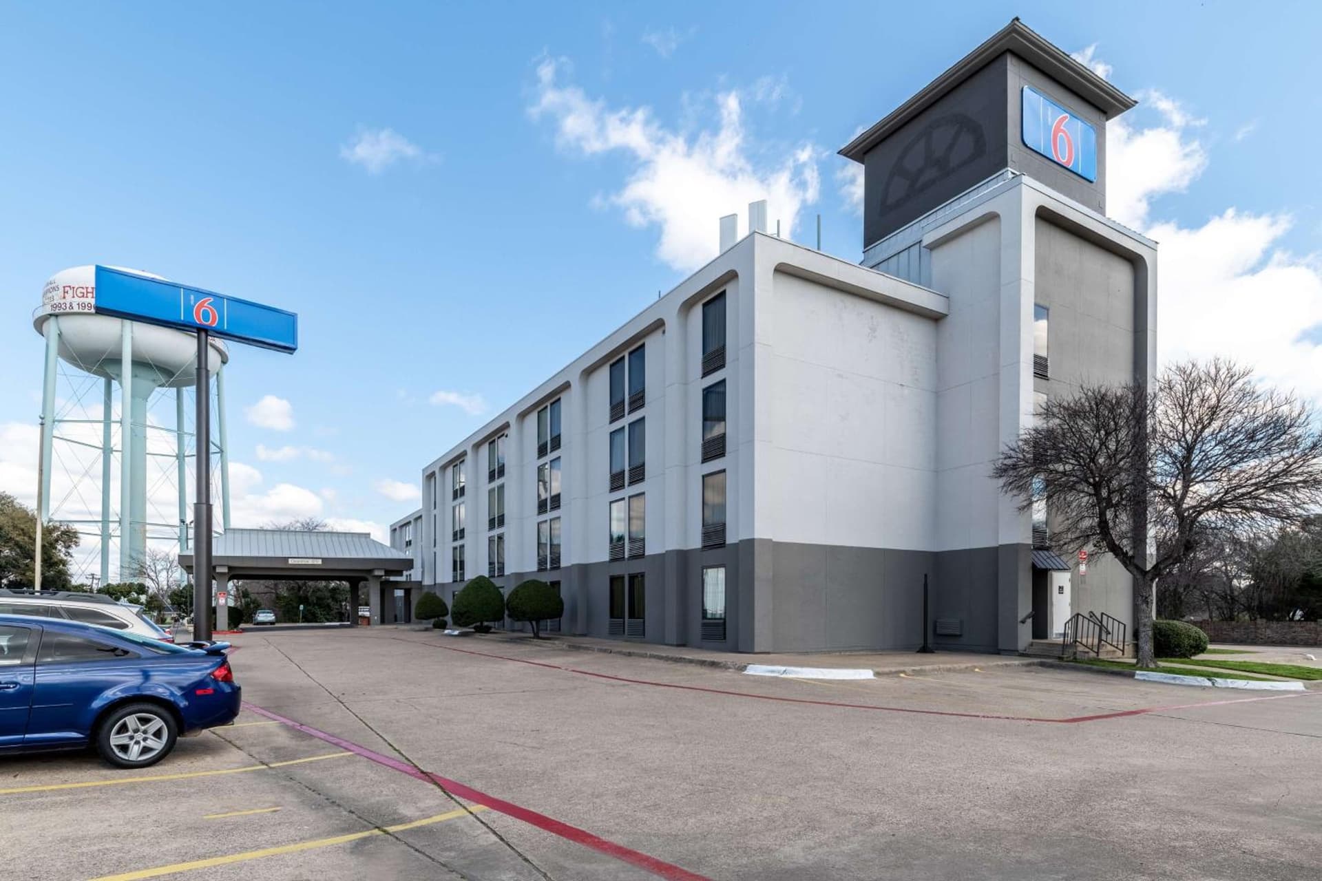 Motel 6-Lewisville, TX - Medical City exterior or lobby in Lewisville, TX — main listing photo