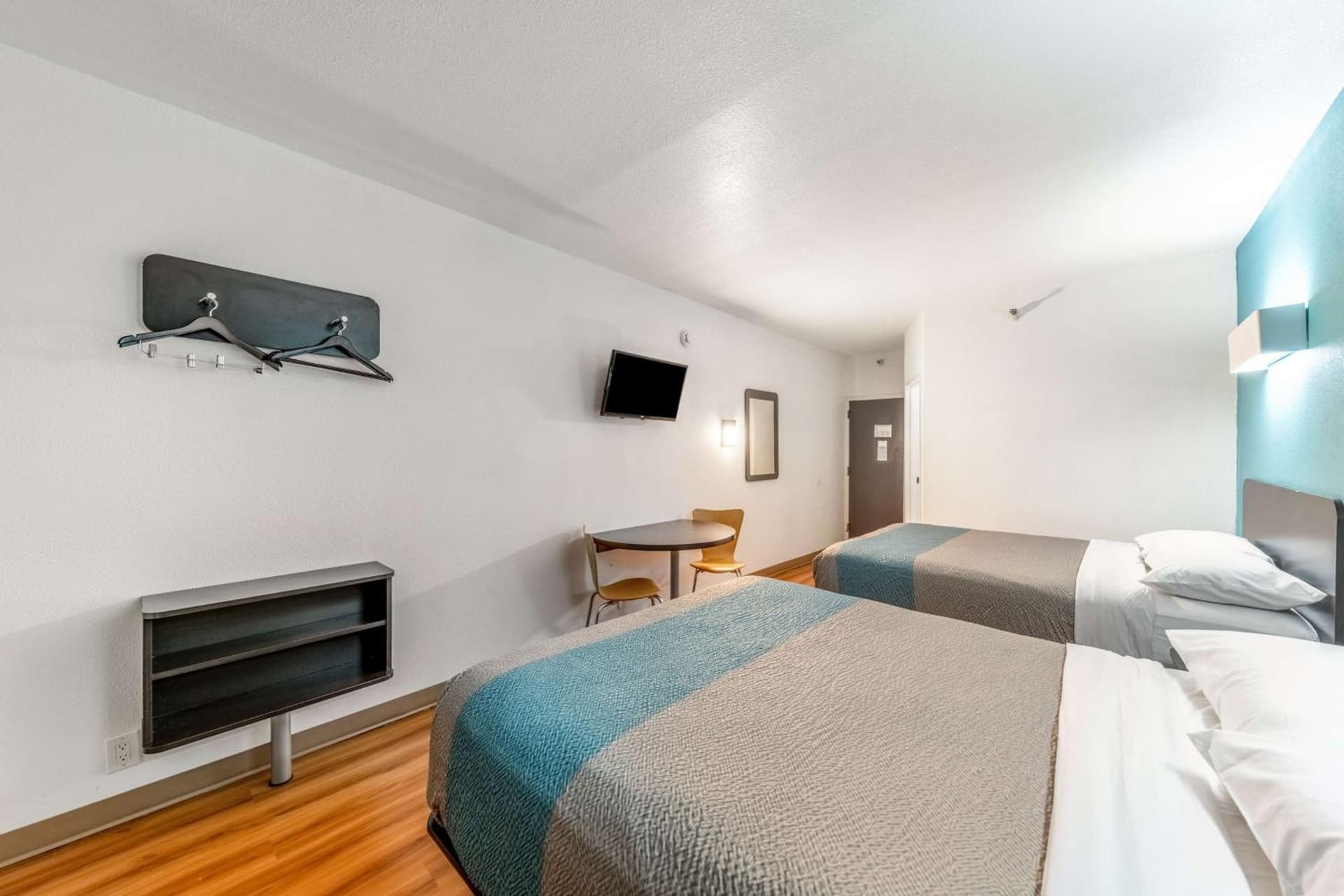 Motel 6-Lewisville, TX - Medical City gallery photo in Lewisville, TX — image 38