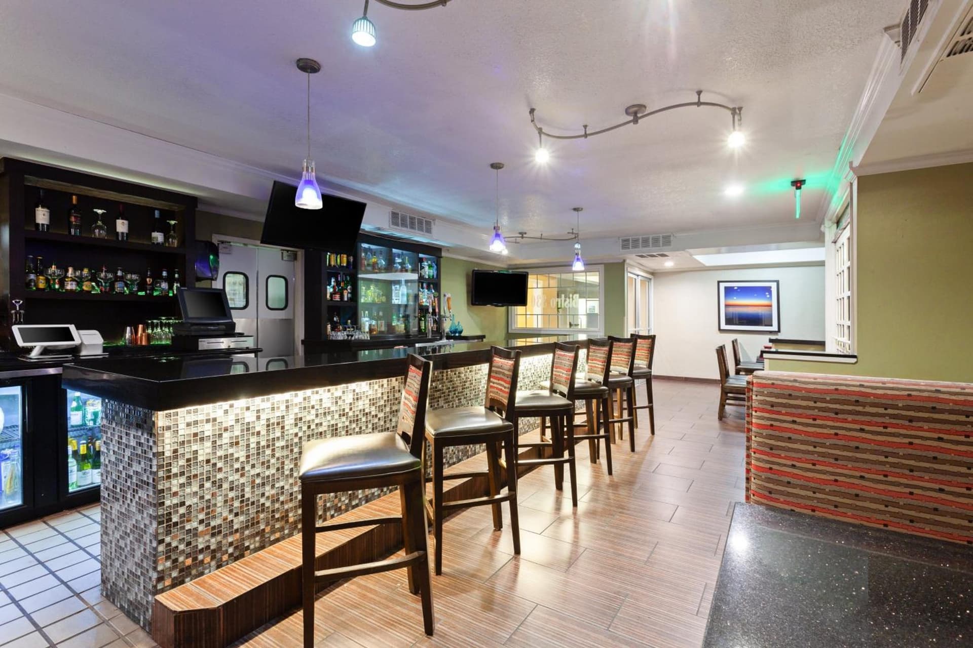 Holiday Inn & Suites San Mateo - SFO by IHG gallery photo in San Mateo, CA — image 41