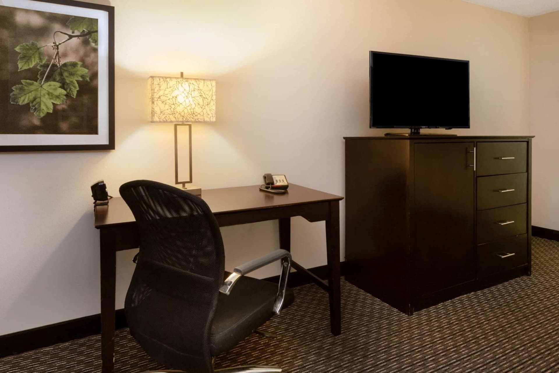 La Quinta by Wyndham Cleveland Macedonia gallery photo in Macedonia, OH — image 23