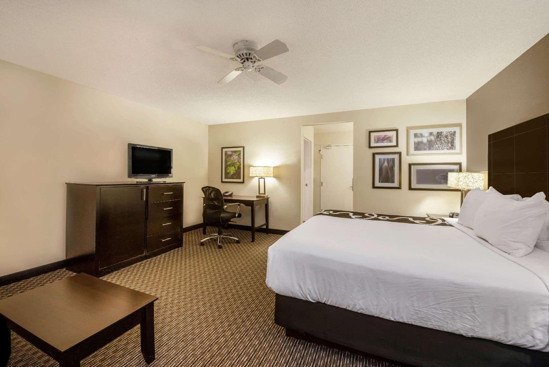 La Quinta by Wyndham Cleveland Macedonia gallery photo in Macedonia, OH — image 16