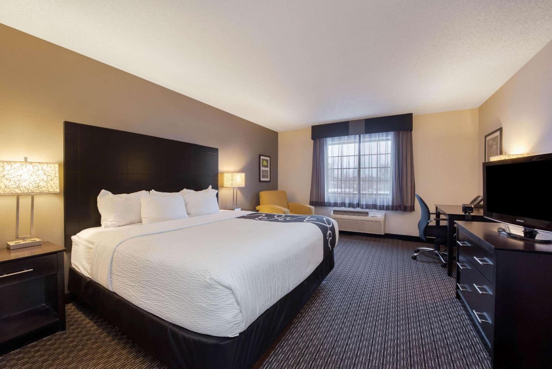La Quinta by Wyndham Cleveland Macedonia gallery photo in Macedonia, OH — image 52