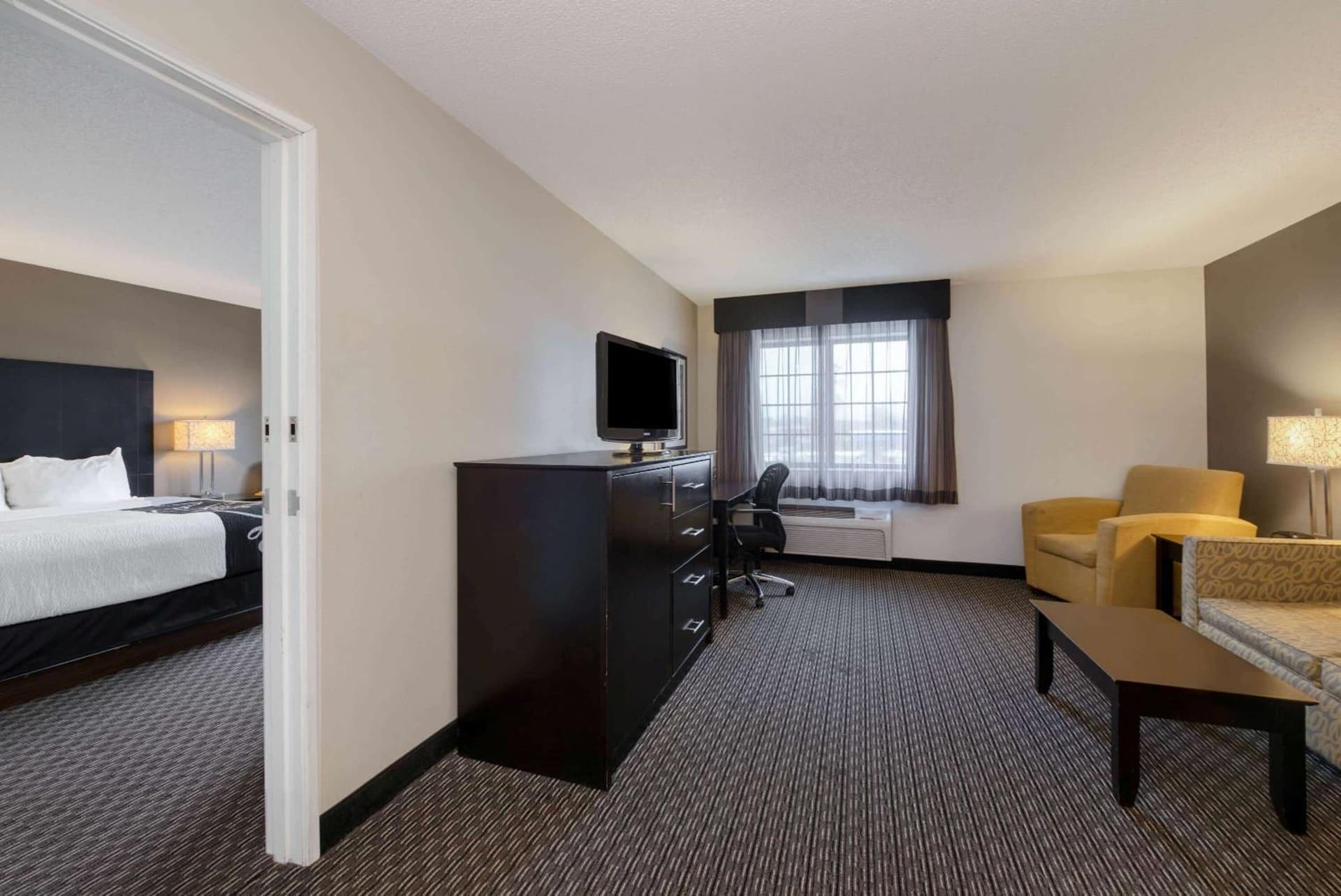 La Quinta by Wyndham Cleveland Macedonia gallery photo in Macedonia, OH — image 7