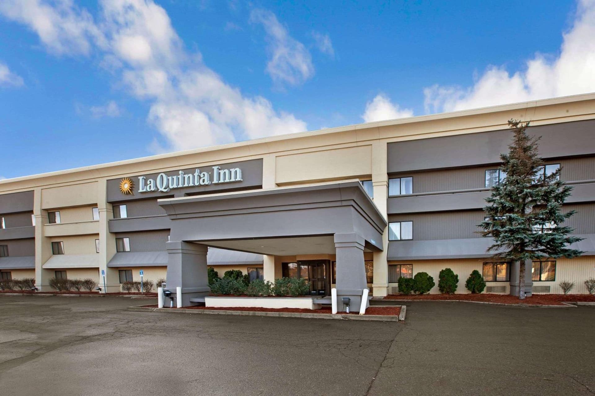La Quinta Inn by Wyndham Detroit Canton featured exterior or lobby in Canton — similar hotel