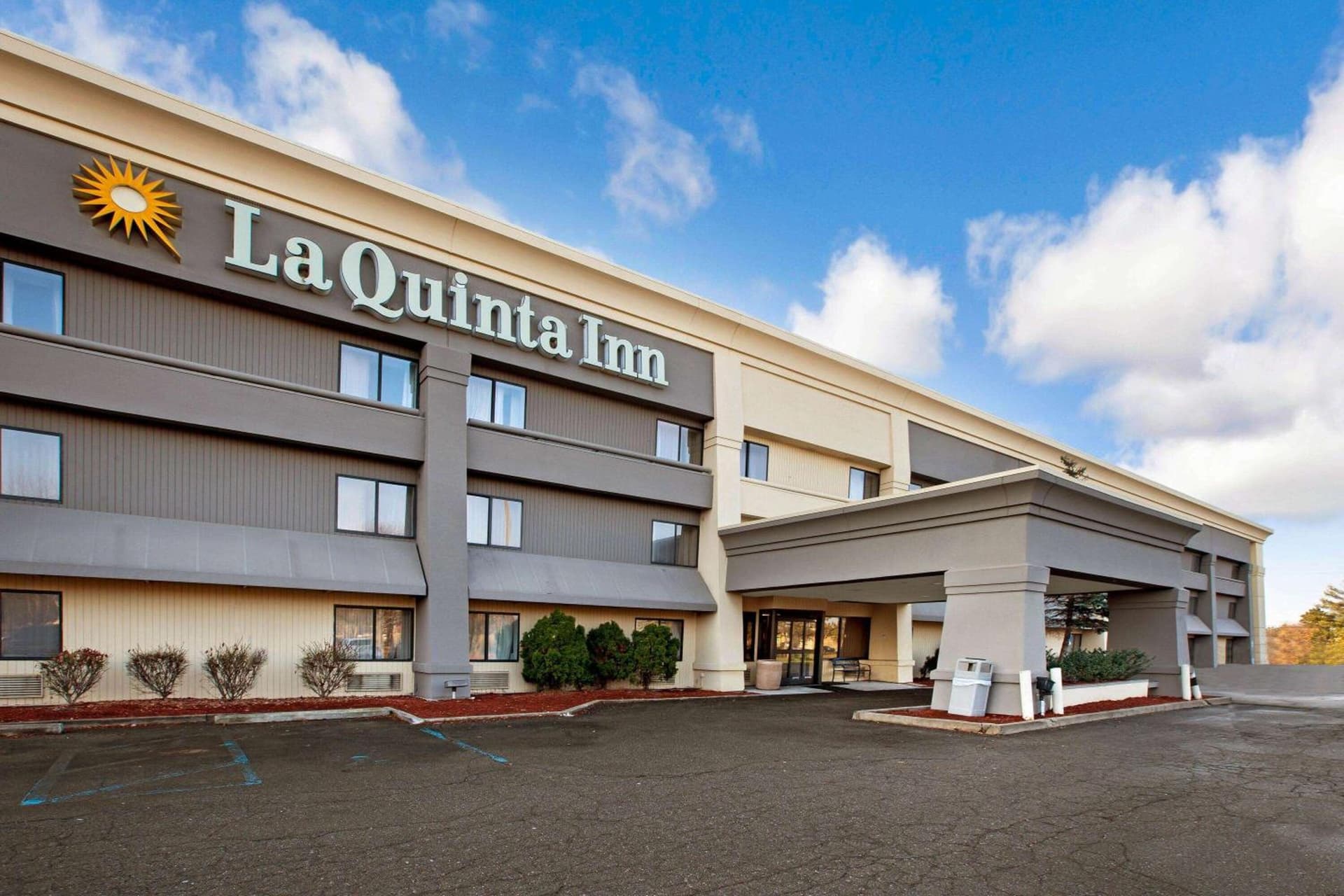 La Quinta Inn by Wyndham Detroit Canton gallery photo in Canton — image 23