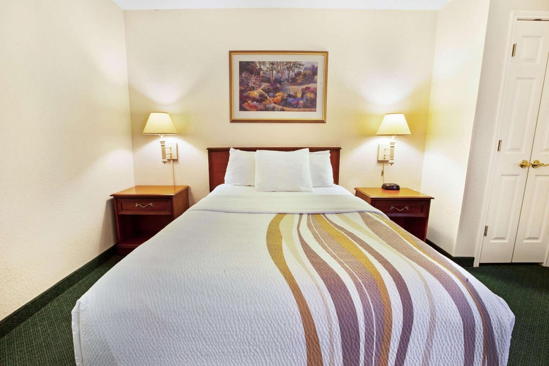 La Quinta Inn by Wyndham Detroit Canton gallery photo in Canton — image 28