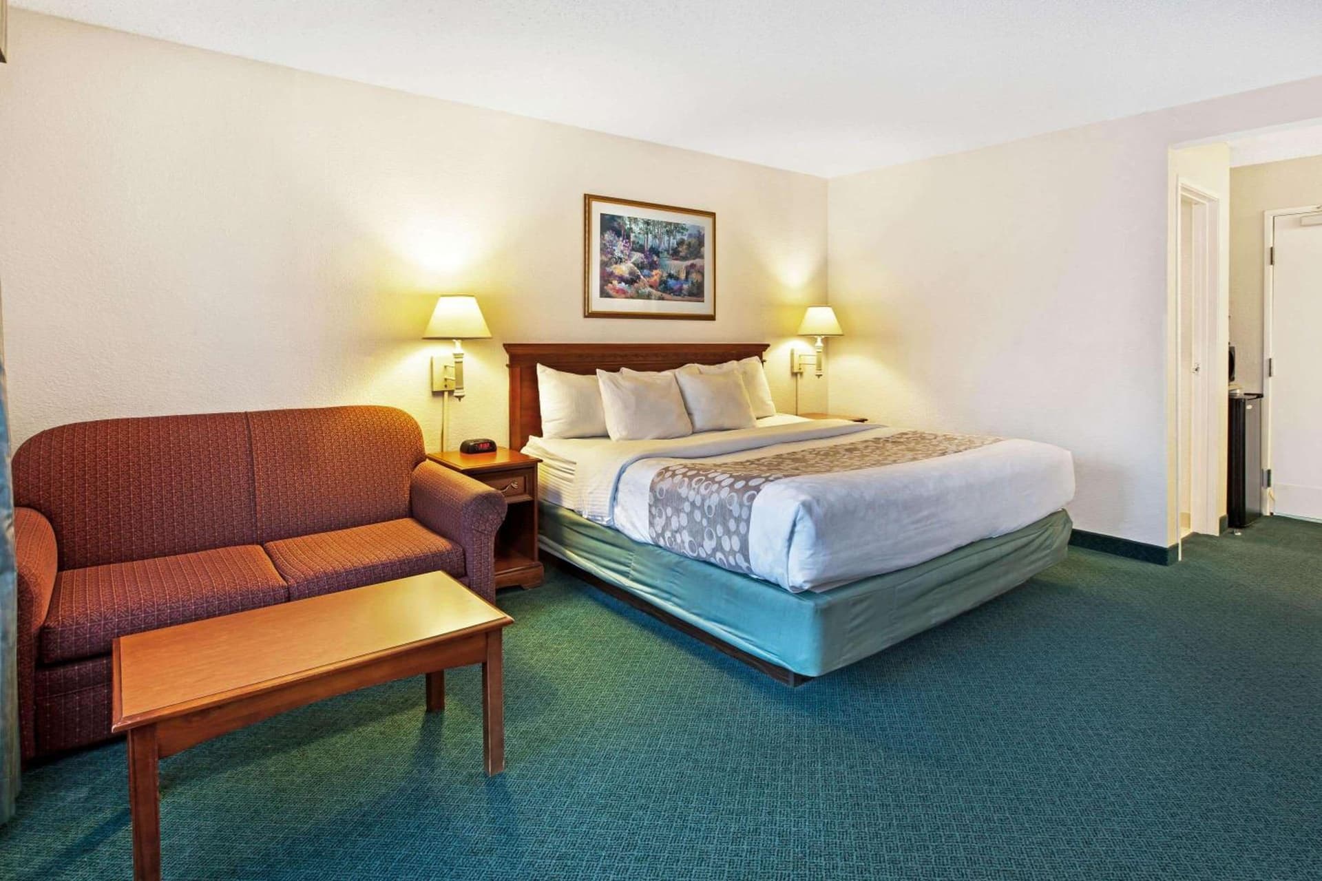 La Quinta Inn by Wyndham Detroit Canton property views in Canton — gallery photo 3