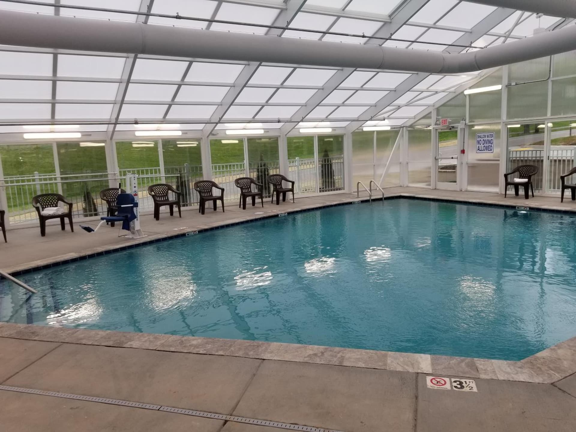 Vacation Lodge property views in Pigeon Forge, TN — gallery photo 3