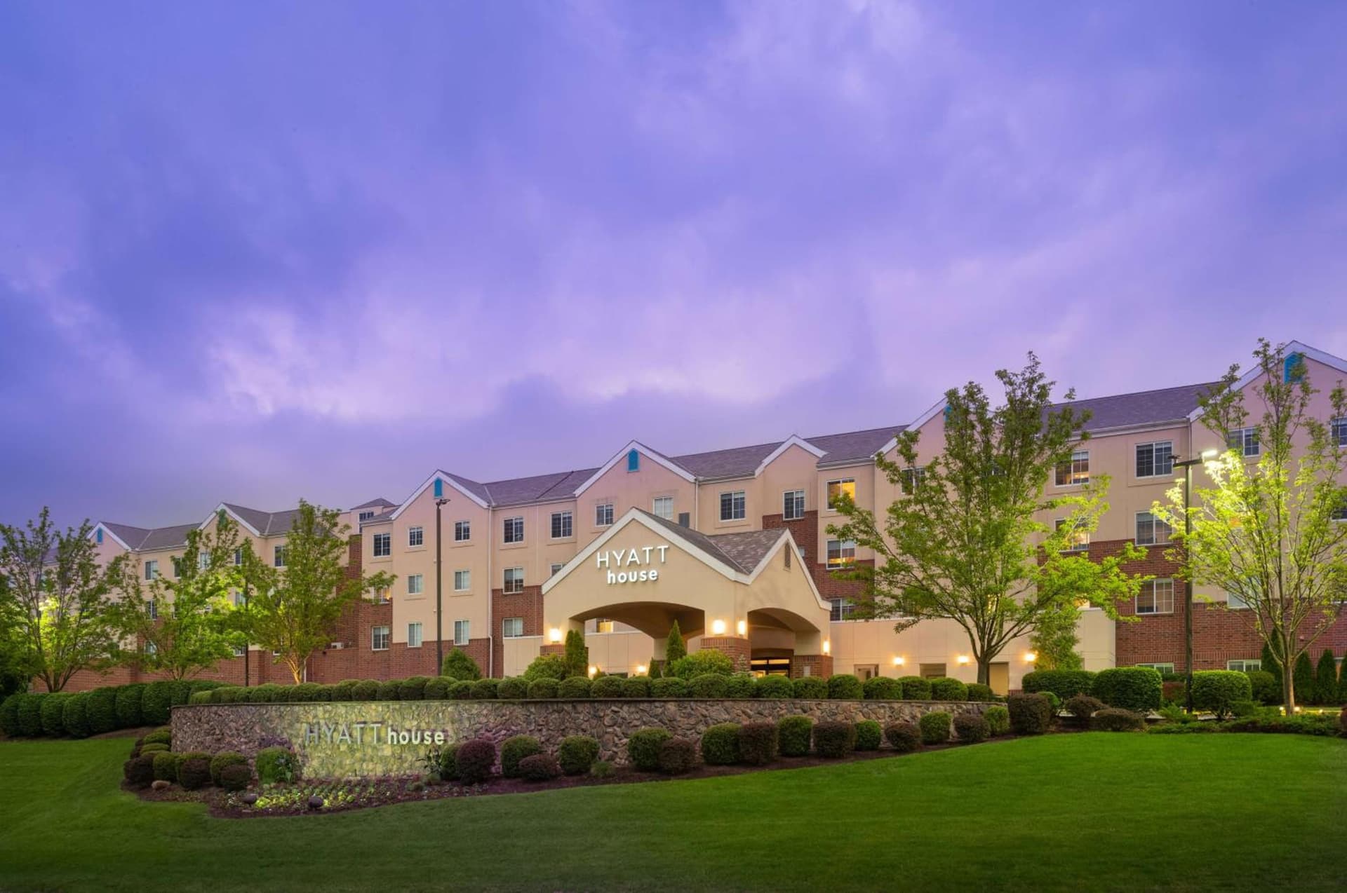 Hyatt House White Plains gallery photo in White Plains, NY — image 63