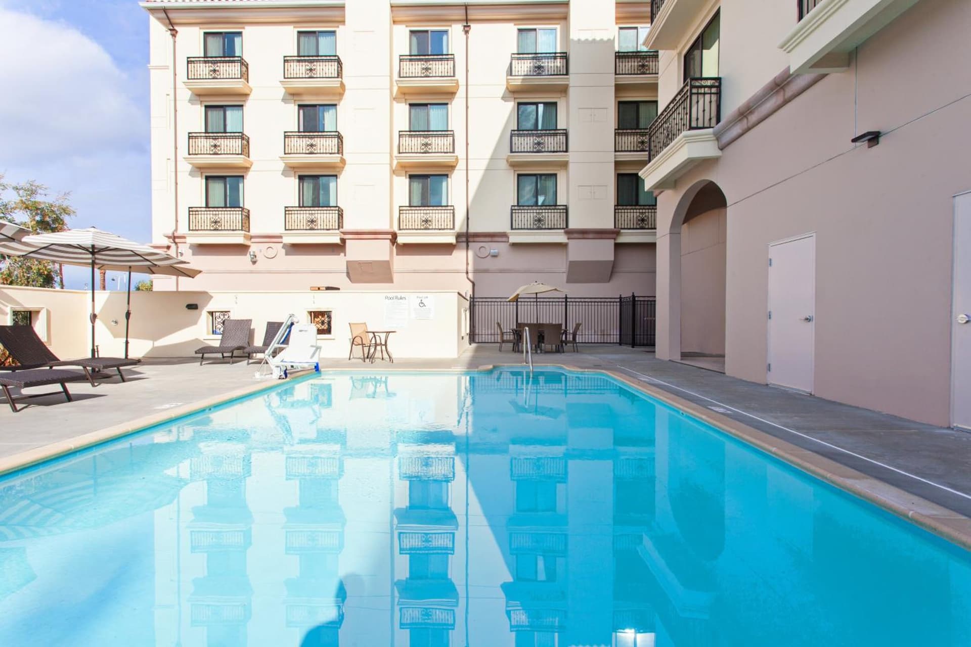 Holiday Inn El Monte - Los Angeles by IHG gallery photo in El Monte, CA — image 31