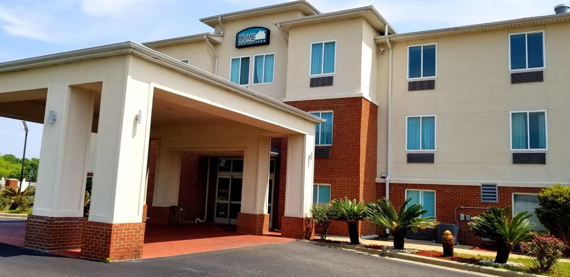 Home Inn & Suites — hotel in Montgomery, Alabama