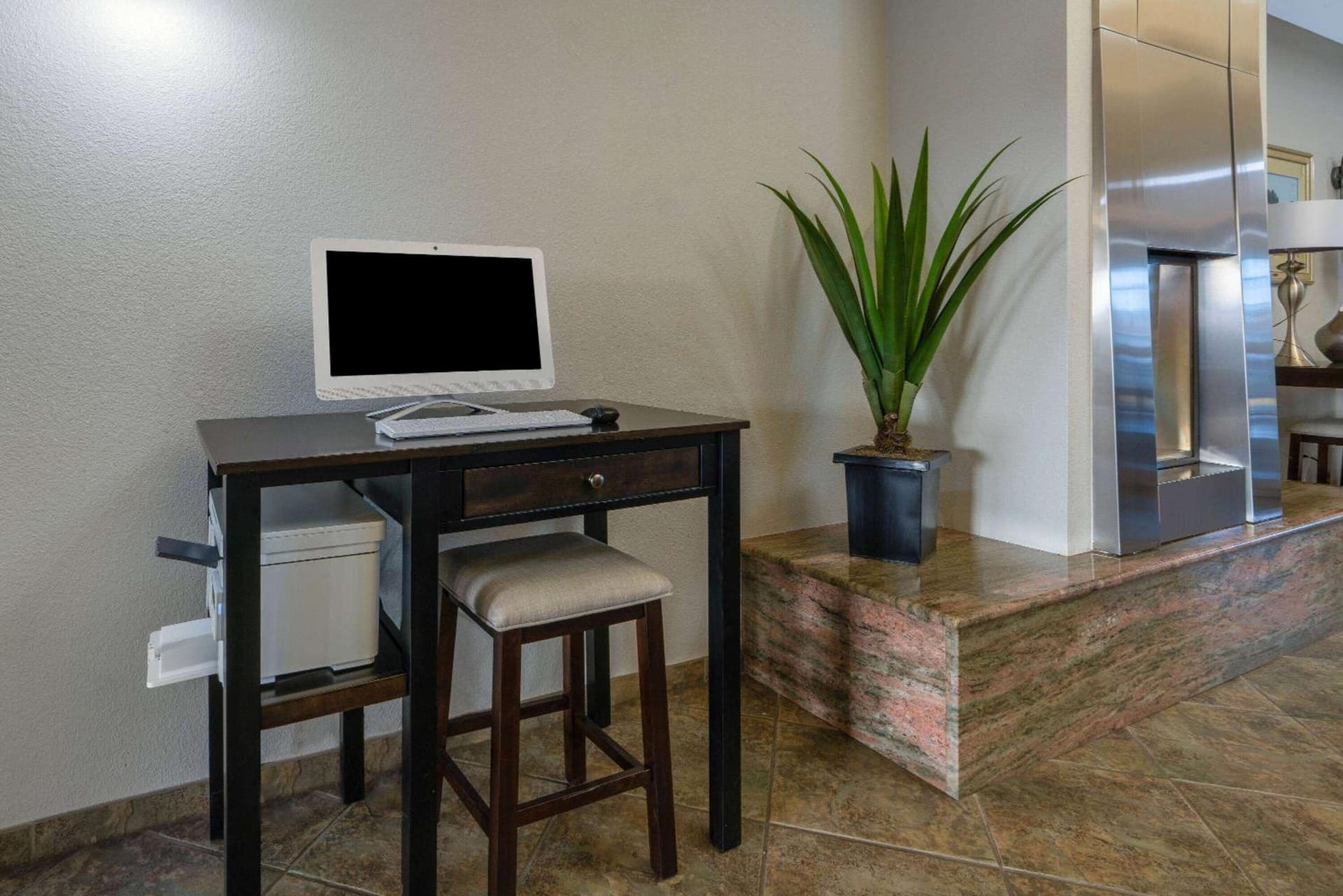 La Quinta Inn & Suites by Wyndham Loveland Estes Park gallery photo in Loveland, CO — image 21
