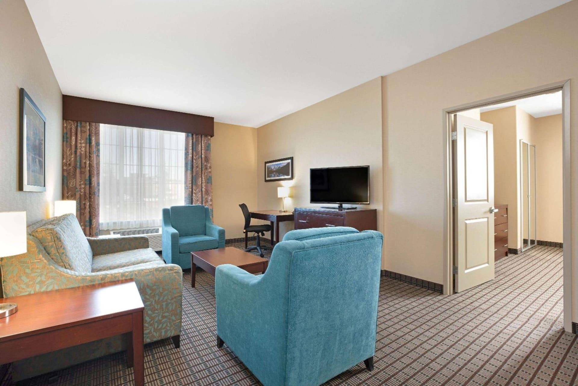 La Quinta by Wyndham Bellingham gallery photo in Bellingham, WA — image 72