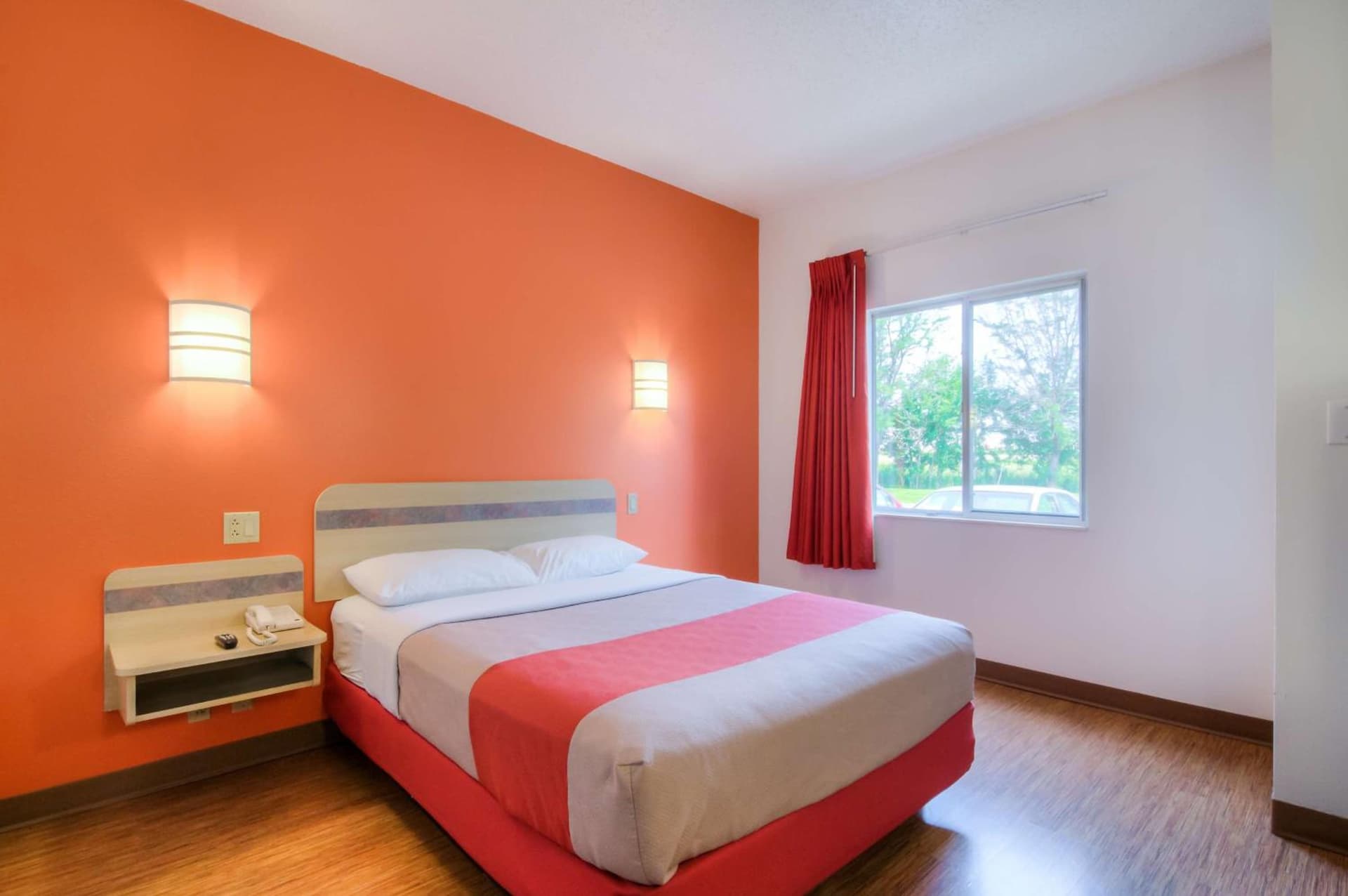 Motel 6-Joliet, IL - Chicago - I-55 gallery photo in Joliet, IL — image 24