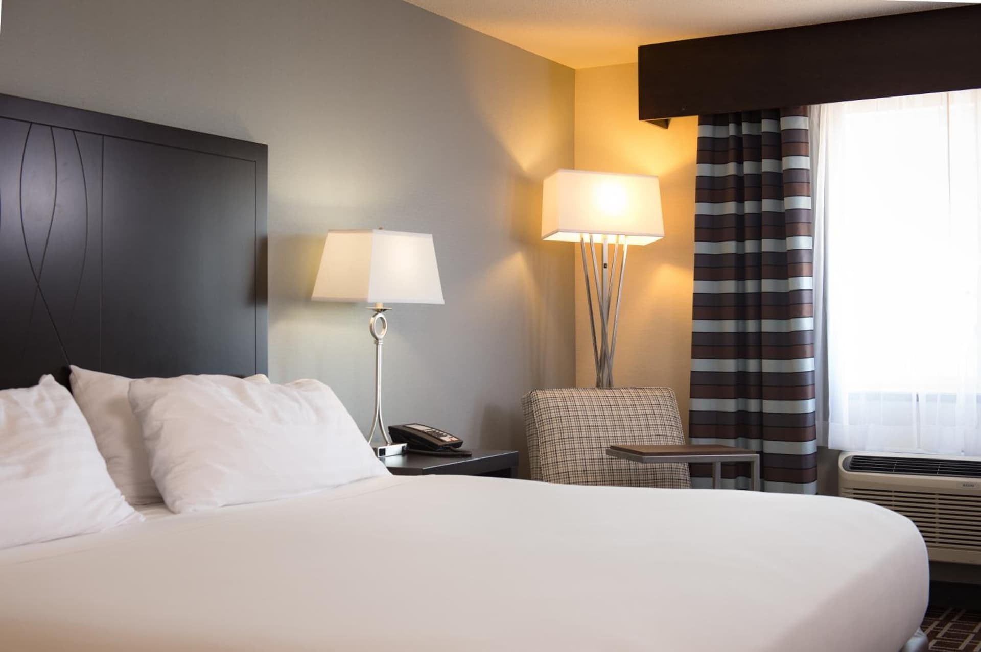 Holiday Inn Express Le Claire Riverfront-Davenport by IHG gallery photo in Le Claire, IA — image 36
