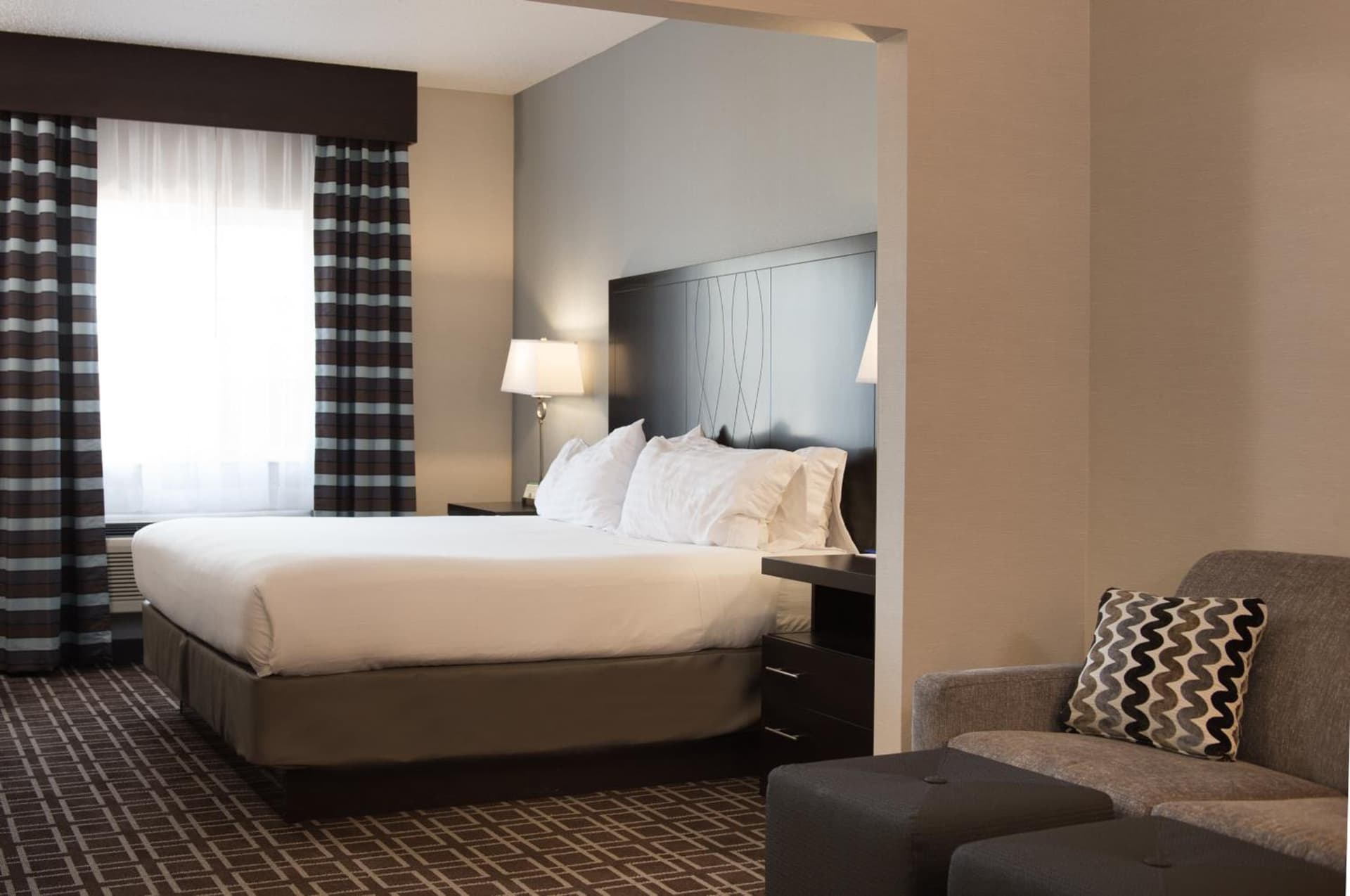 Holiday Inn Express Le Claire Riverfront-Davenport by IHG gallery photo in Le Claire, IA — image 33