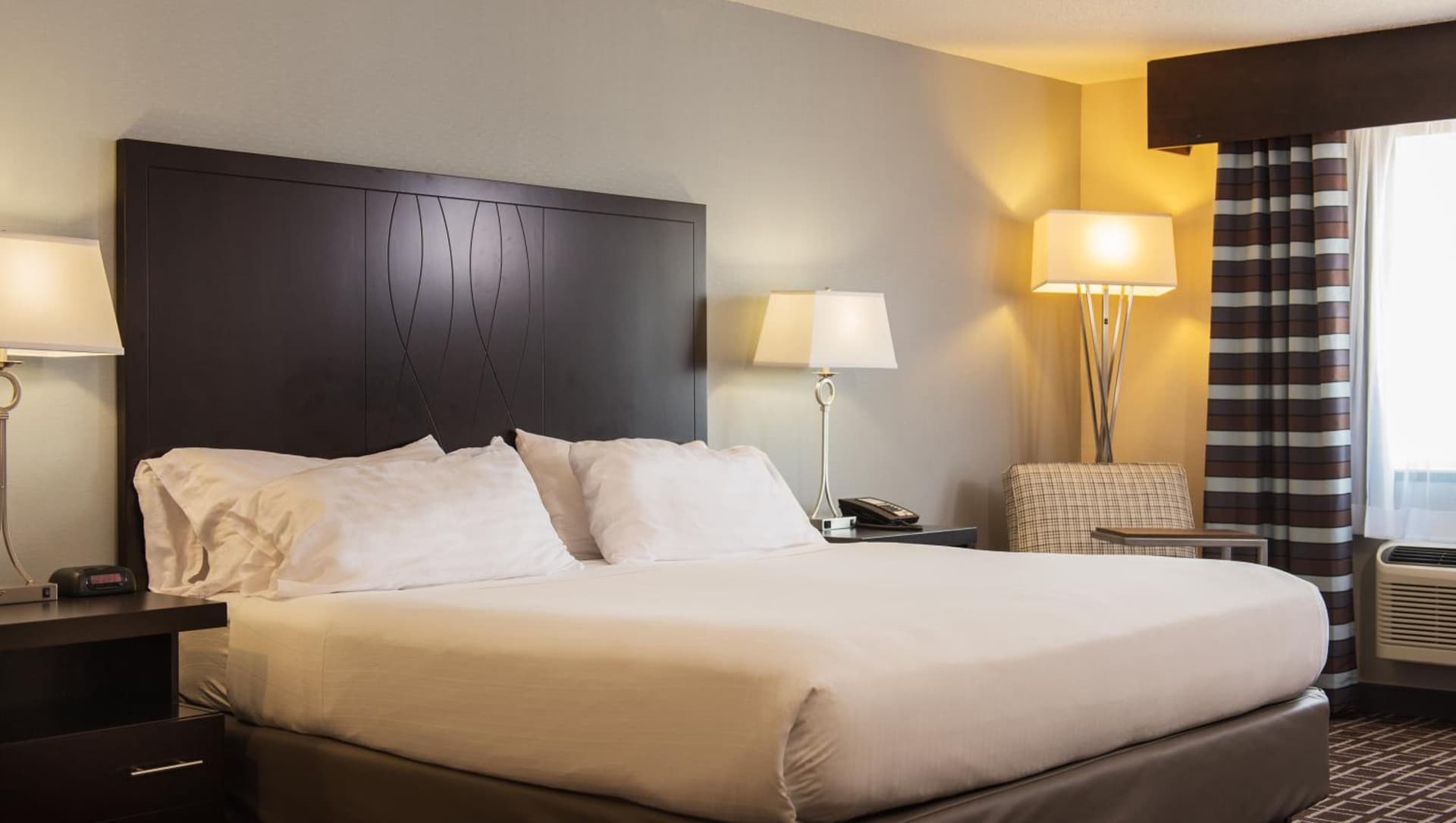 Holiday Inn Express Le Claire Riverfront-Davenport by IHG gallery photo in Le Claire, IA — image 24