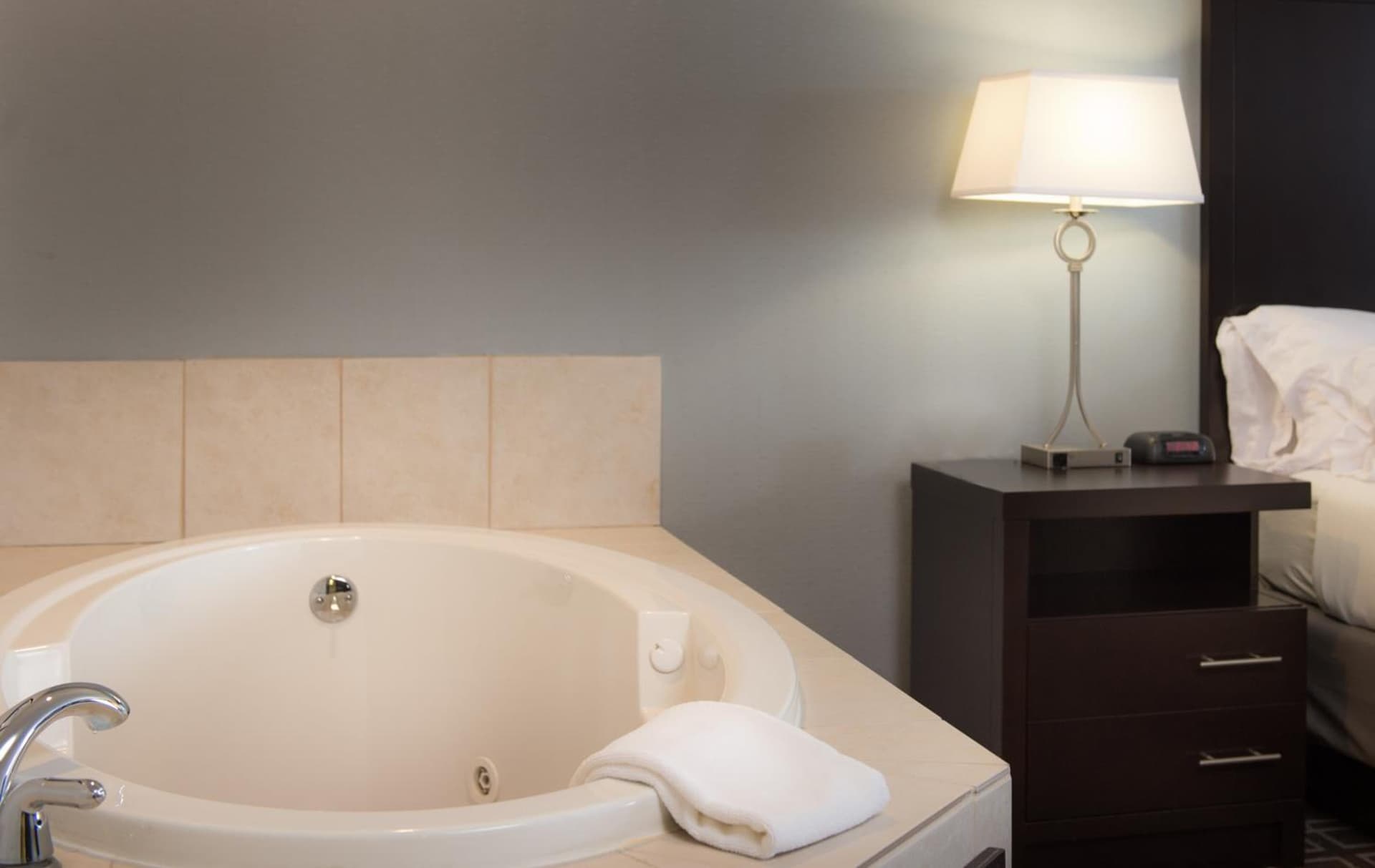 Holiday Inn Express Le Claire Riverfront-Davenport by IHG gallery photo in Le Claire, IA — image 47