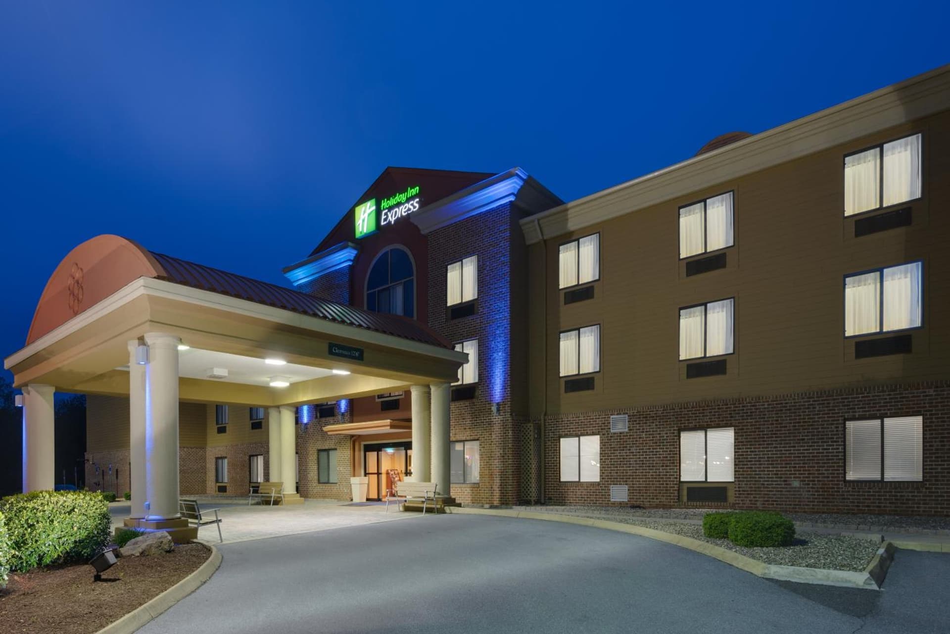 Holiday Inn Express Charles Town by IHG gallery photo in Shenandoah Junction, WV — image 41