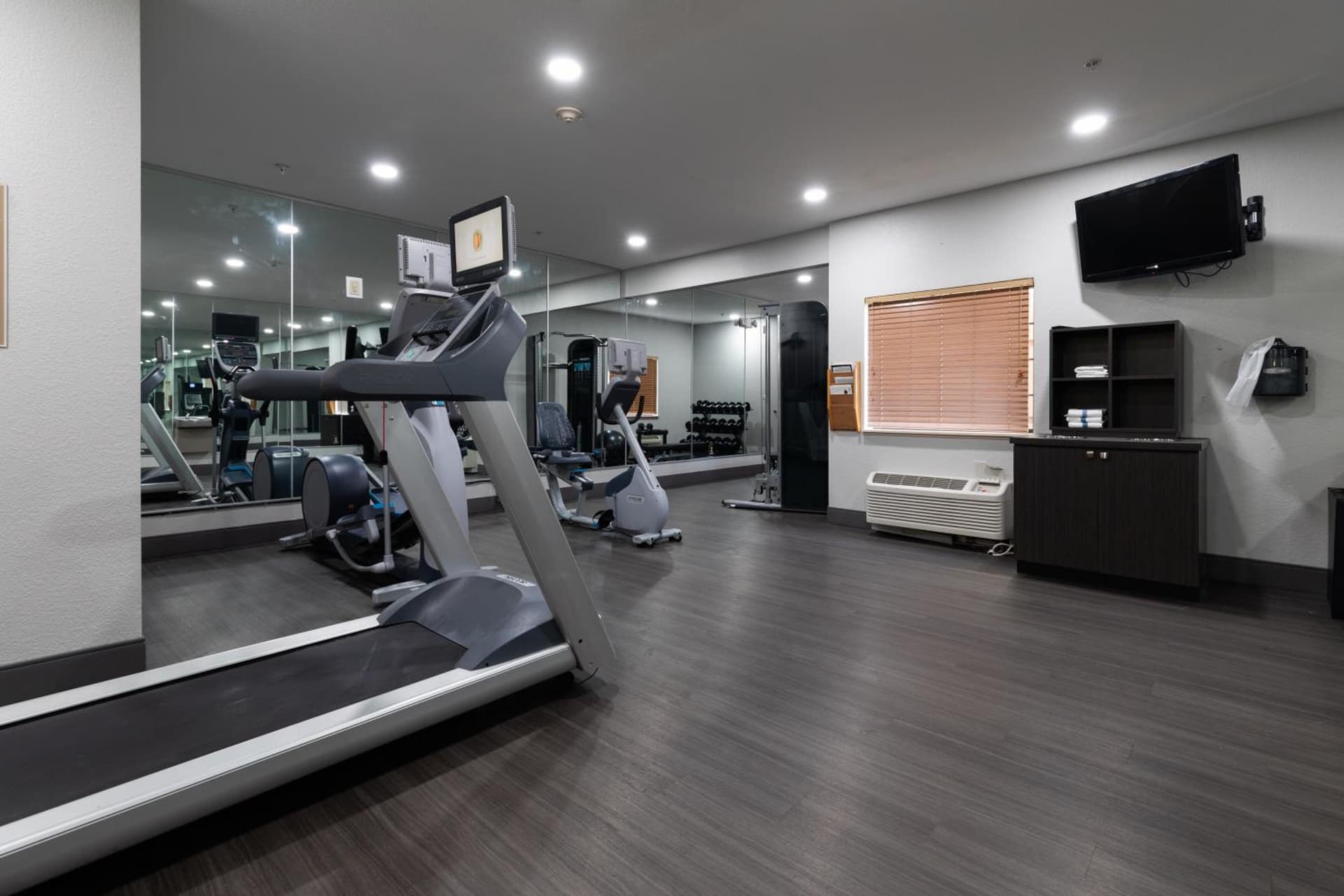 Candlewood Suites Knoxville Airport-Alcoa by IHG property views in Alcoa, TN — gallery photo 3