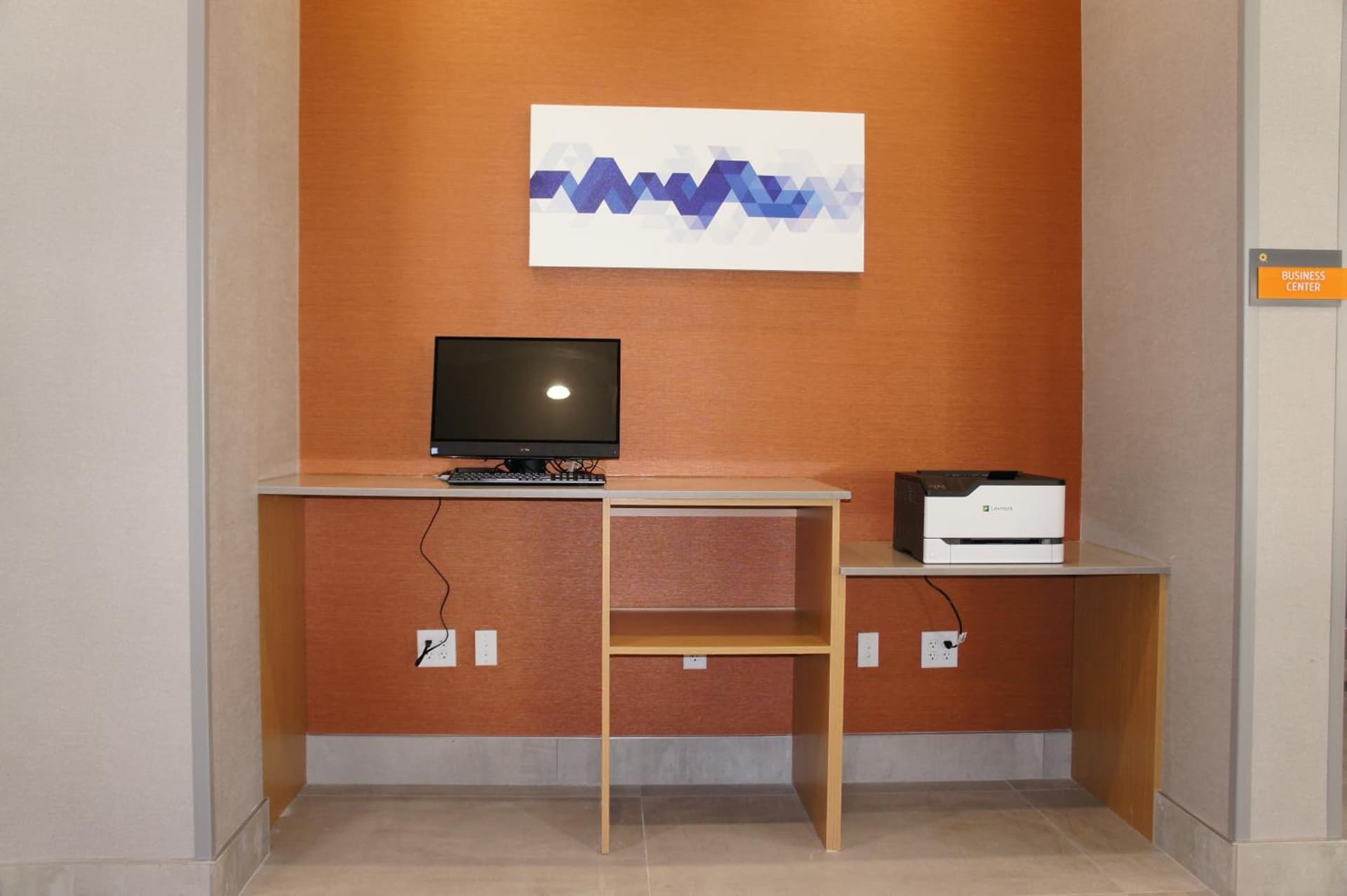 La Quinta Inn & Suites by Wyndham Katy gallery photo in Katy, TX — image 40