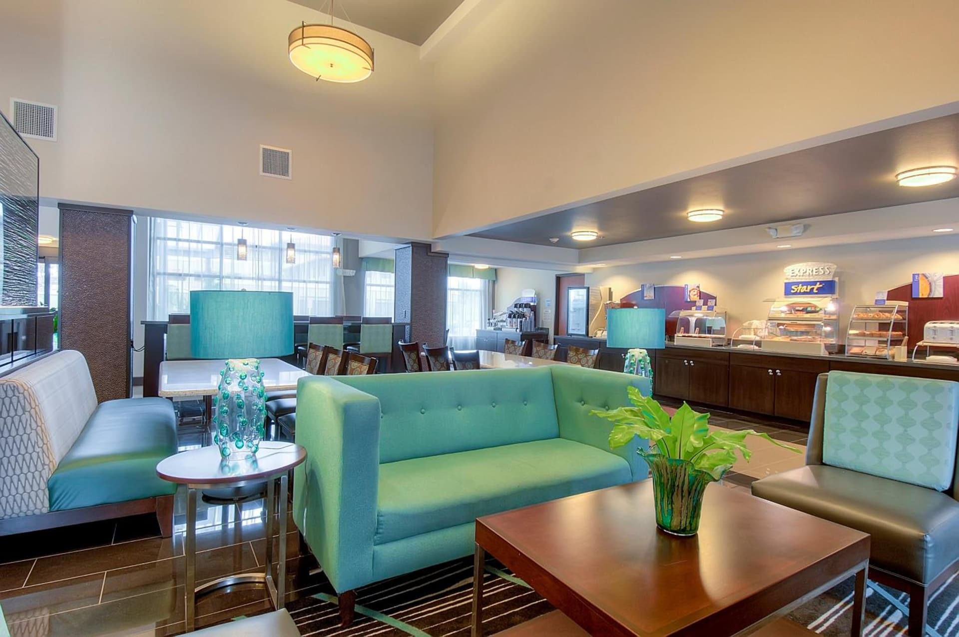Holiday Inn Express & Suites Carlsbad Beach by IHG gallery photo in Carlsbad, CA — image 34