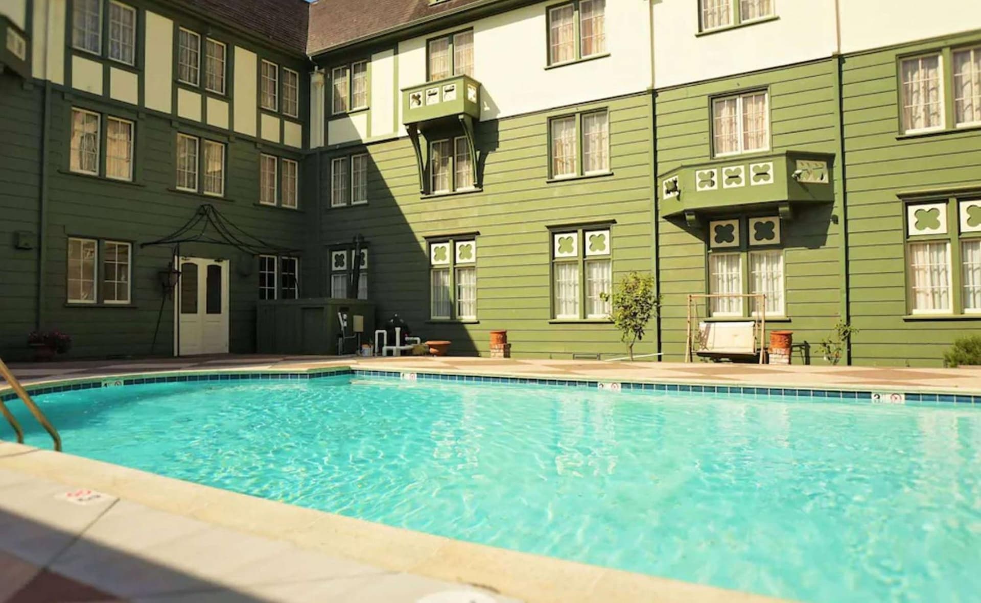 Eureka Inn, Trademark Collection by Wyndham interior in Eureka, CA — gallery photo 2