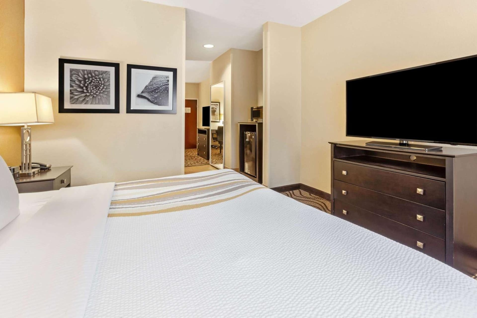 La Quinta by Wyndham South Bend gallery photo in South Bend, IN — image 21