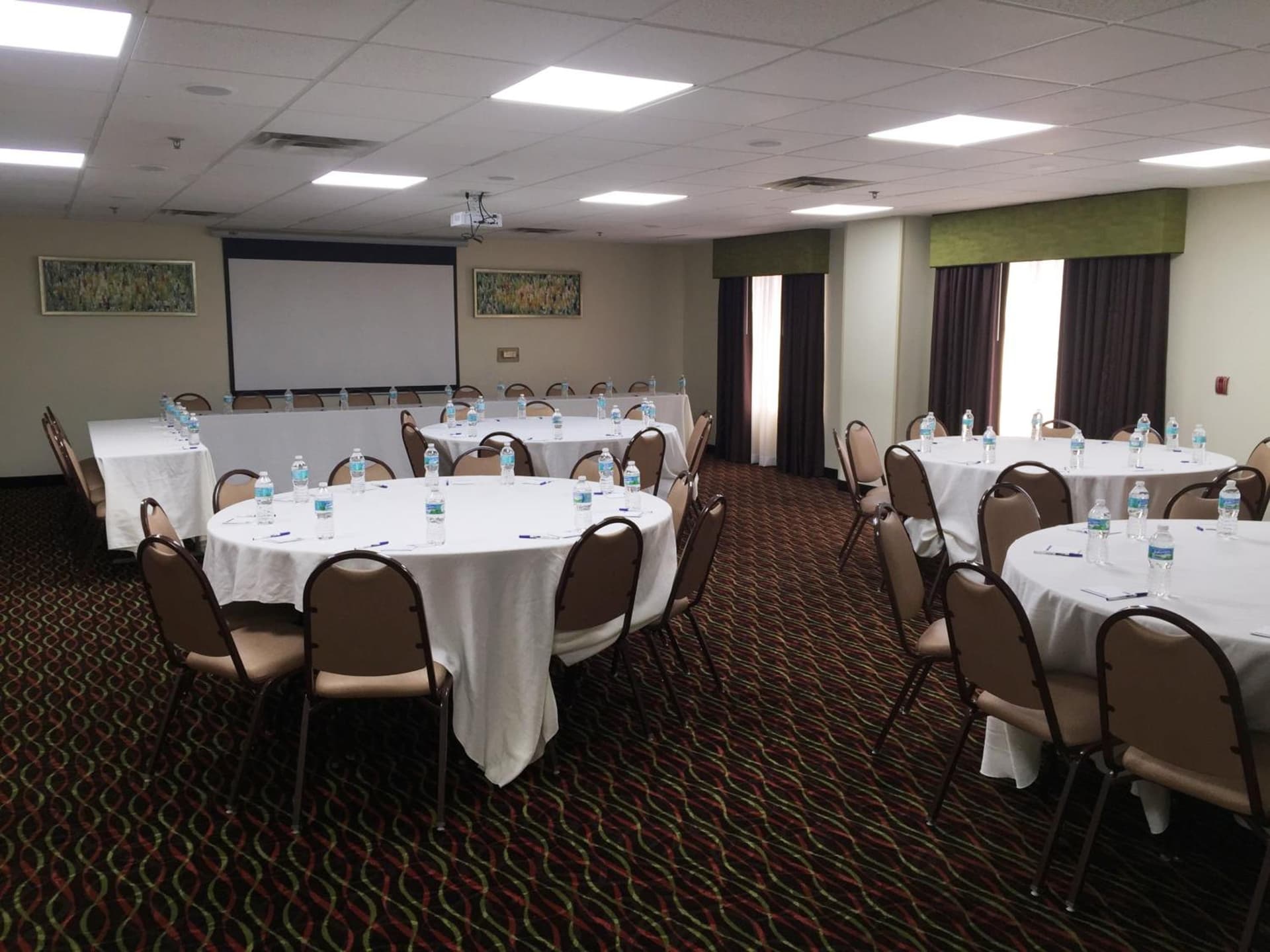 Holiday Inn Express Hotel & Suites Orange City - Deltona by IHG gallery photo in Orange City, FL — image 11