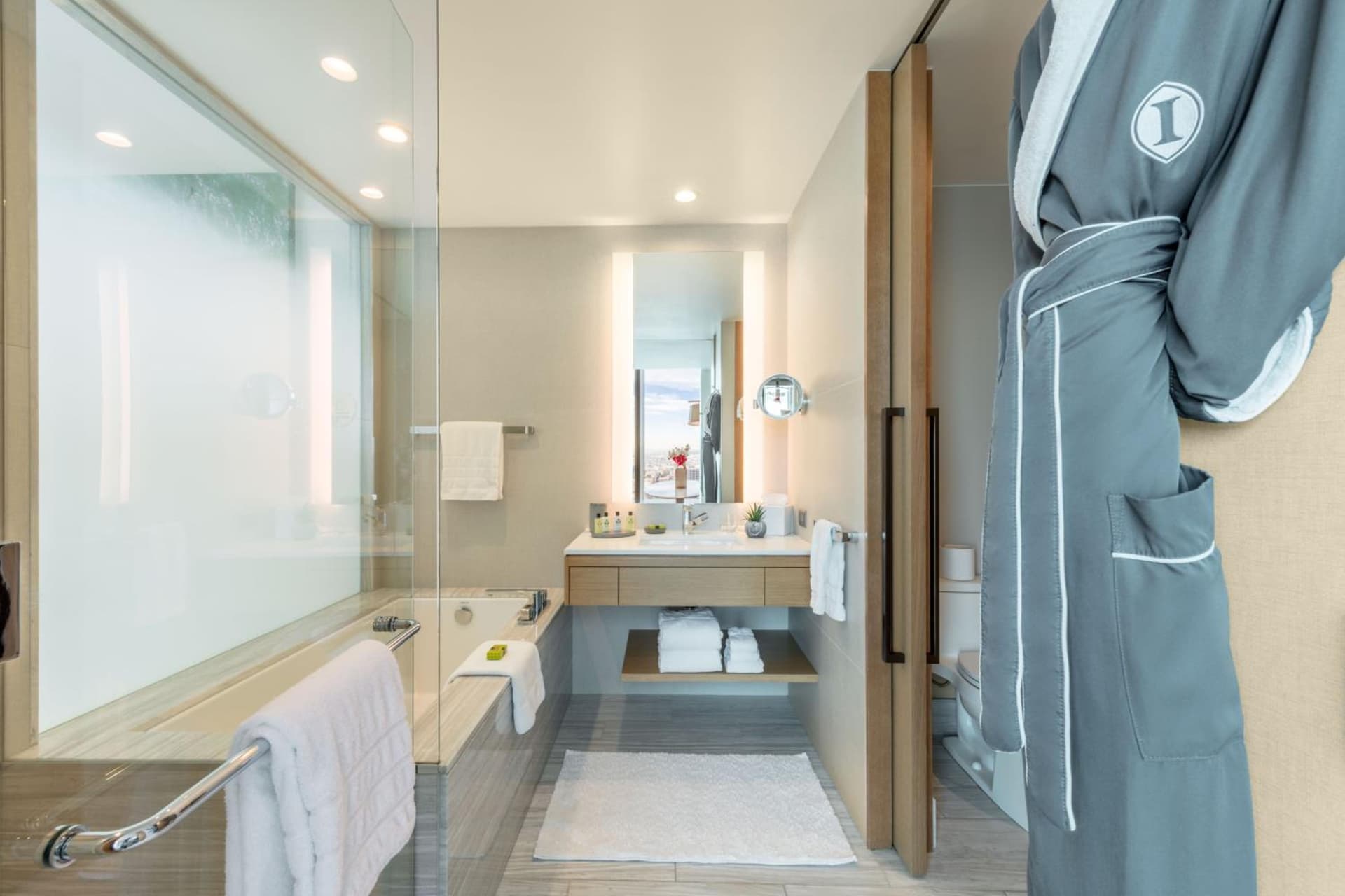 InterContinental - Los Angeles Downtown by IHG gallery photo in Los Angeles, CA — image 30
