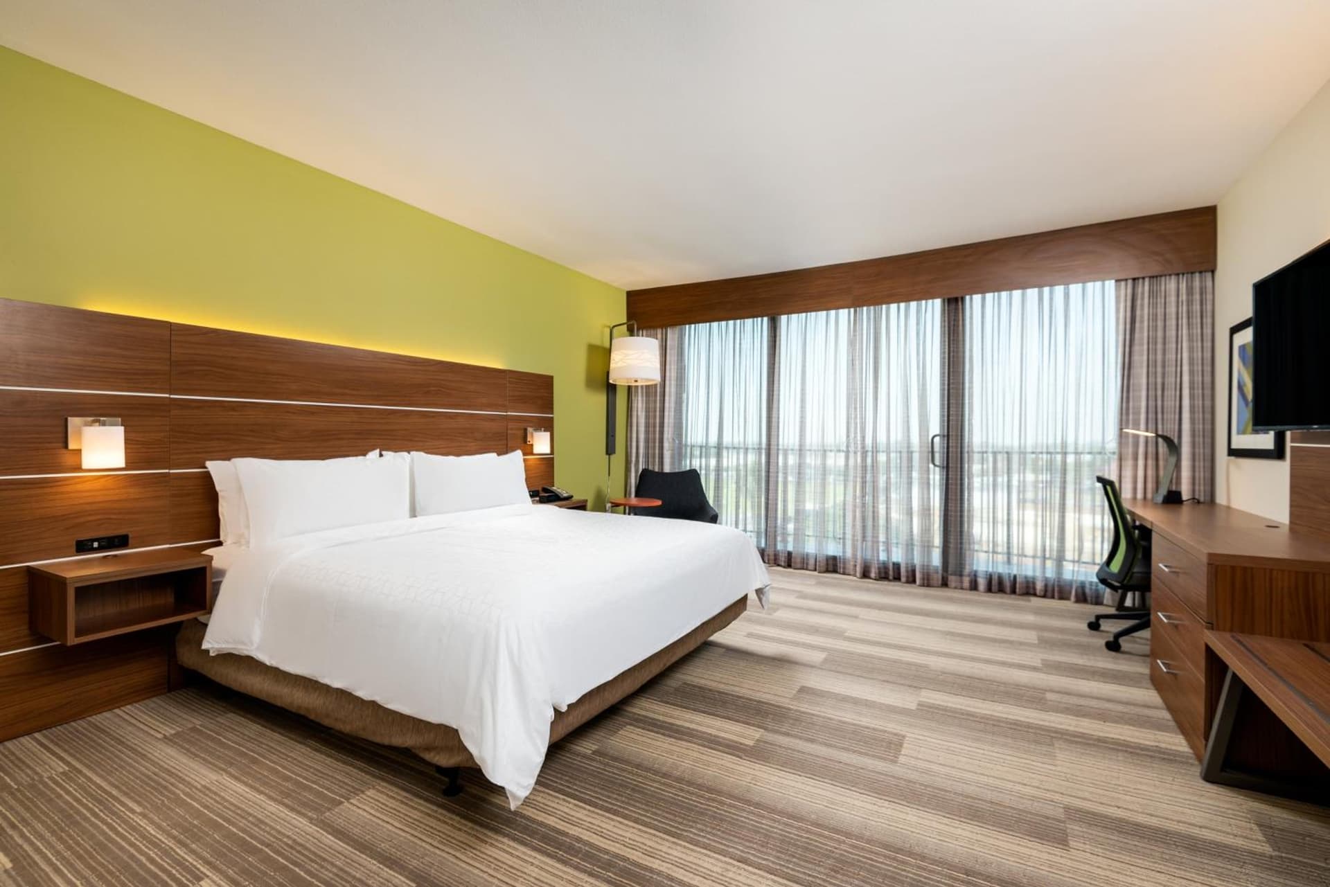 Holiday Inn Express & Suites Santa Ana - Orange County by IHG gallery photo in Santa Ana, CA — image 17