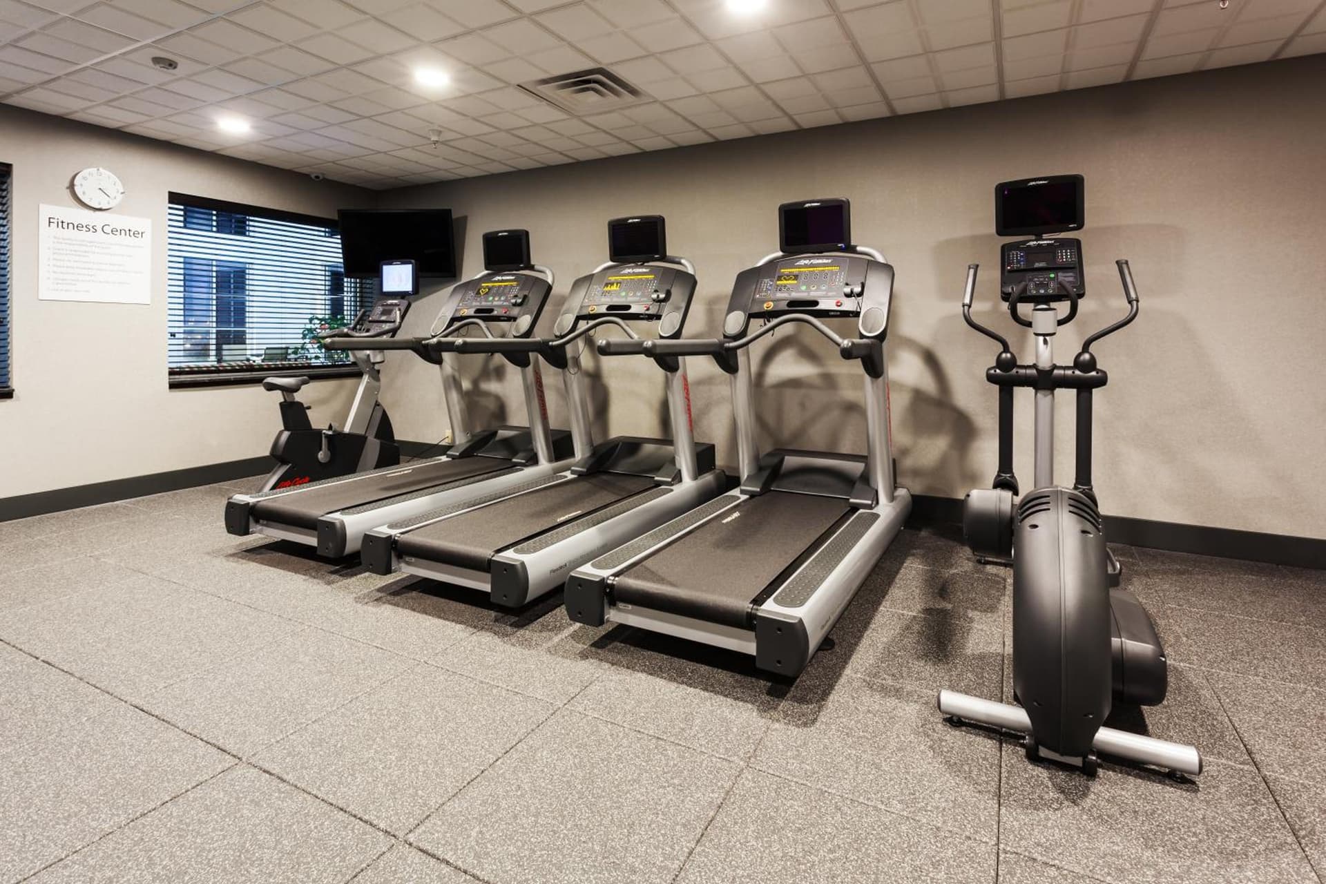 Holiday Inn Express & Suites Rapid City by IHG property views in Rapid City, SD — gallery photo 3