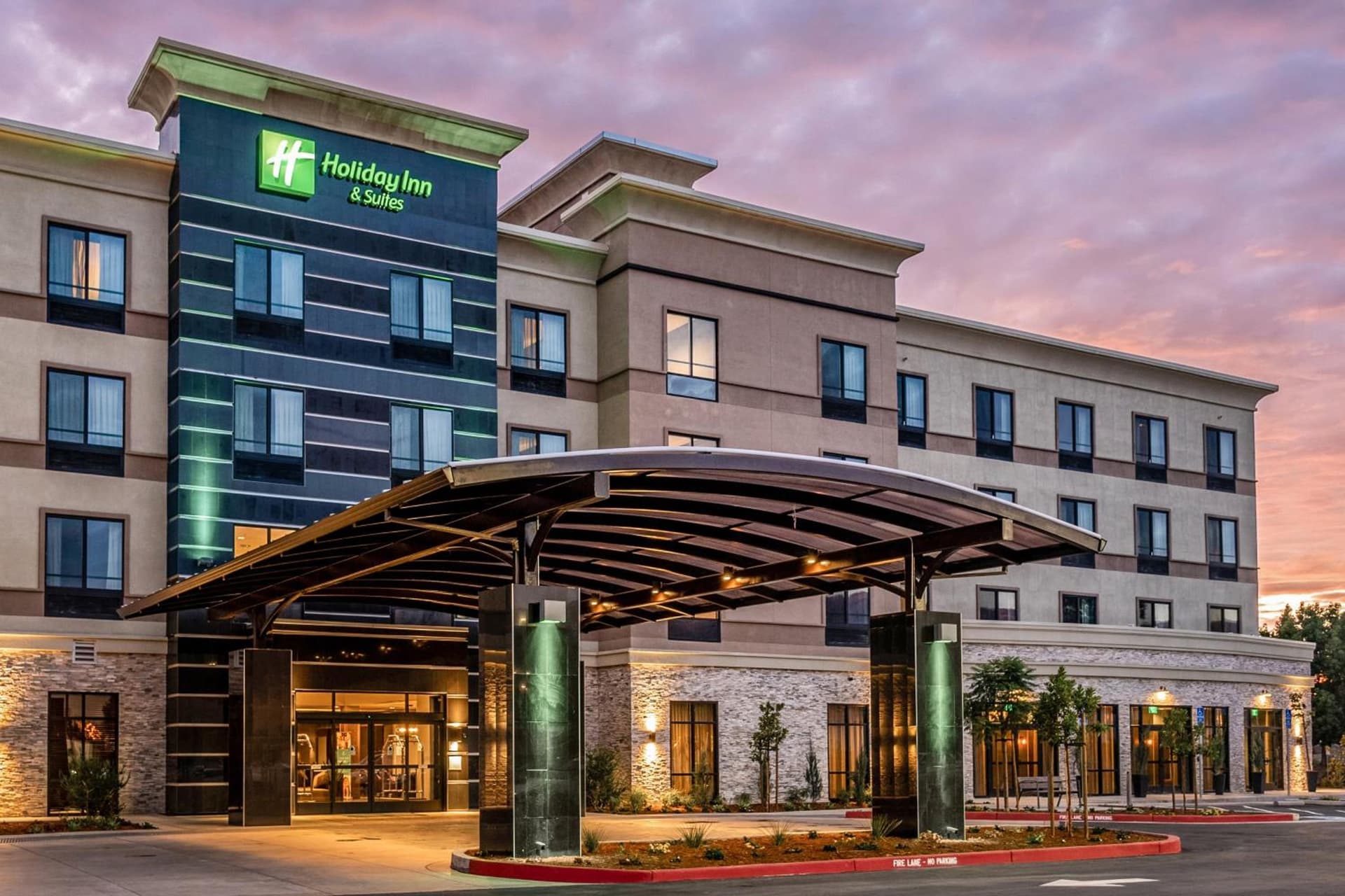 Holiday Inn & Suites Silicon Valley - Milpitas by IHG featured exterior or lobby in Milpitas, CA — similar hotel