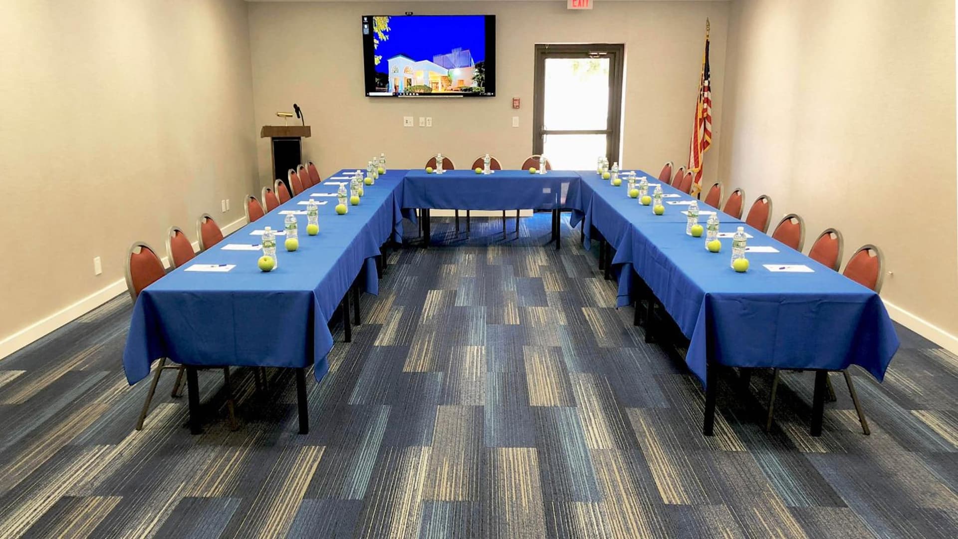 Holiday Inn Express Stony Brook-Long Island by IHG gallery photo in Centereach, NY — image 46
