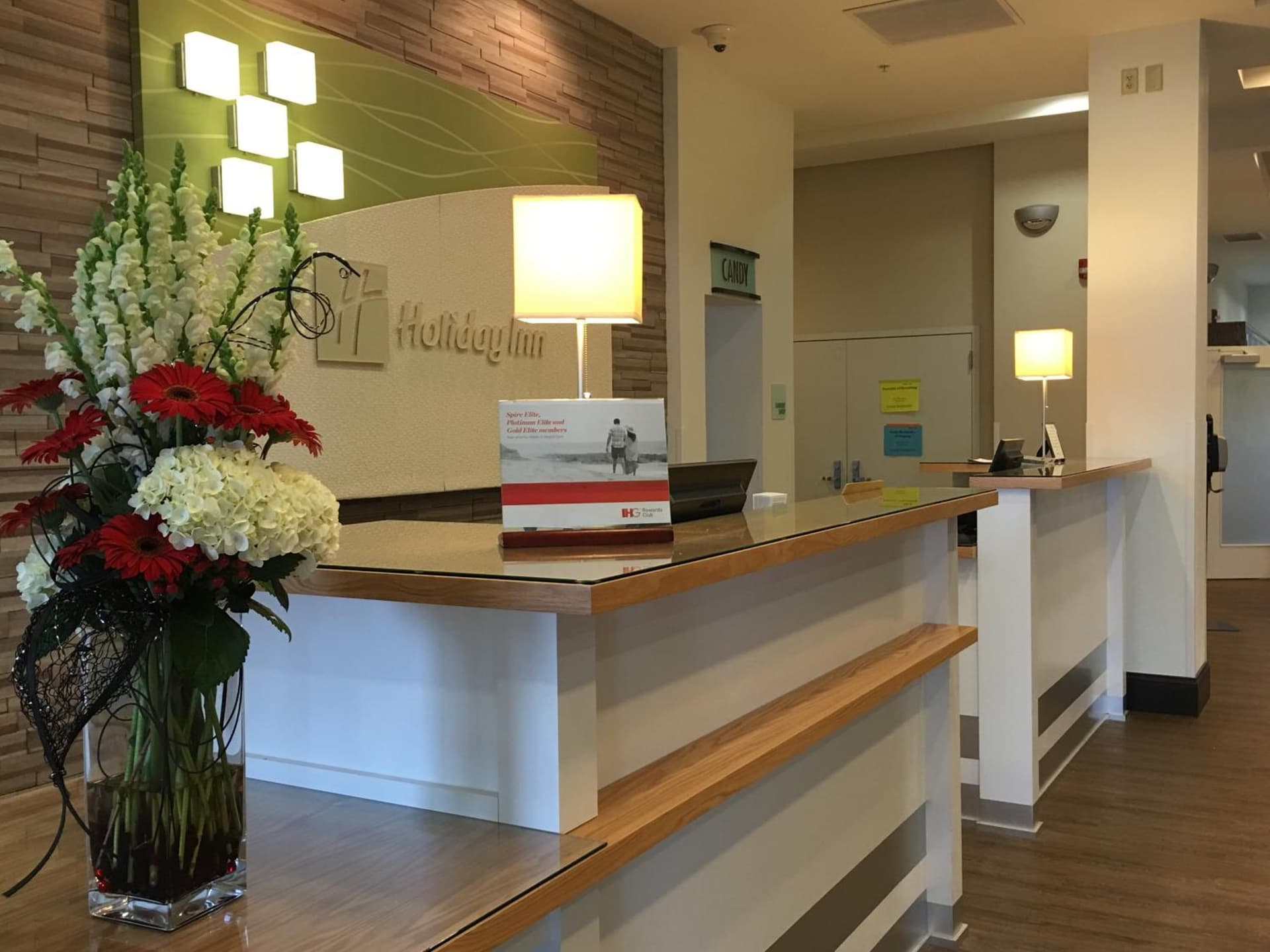 Holiday Inn Hotel & Suites Bloomington Airport by IHG gallery photo in Bloomington, IL — image 25