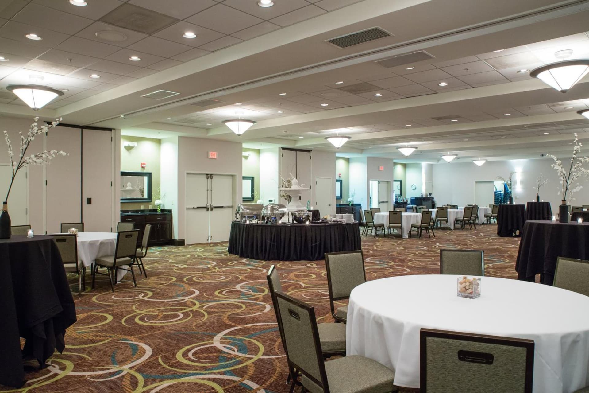 Holiday Inn Hotel & Suites Bloomington Airport by IHG gallery photo in Bloomington, IL — image 47