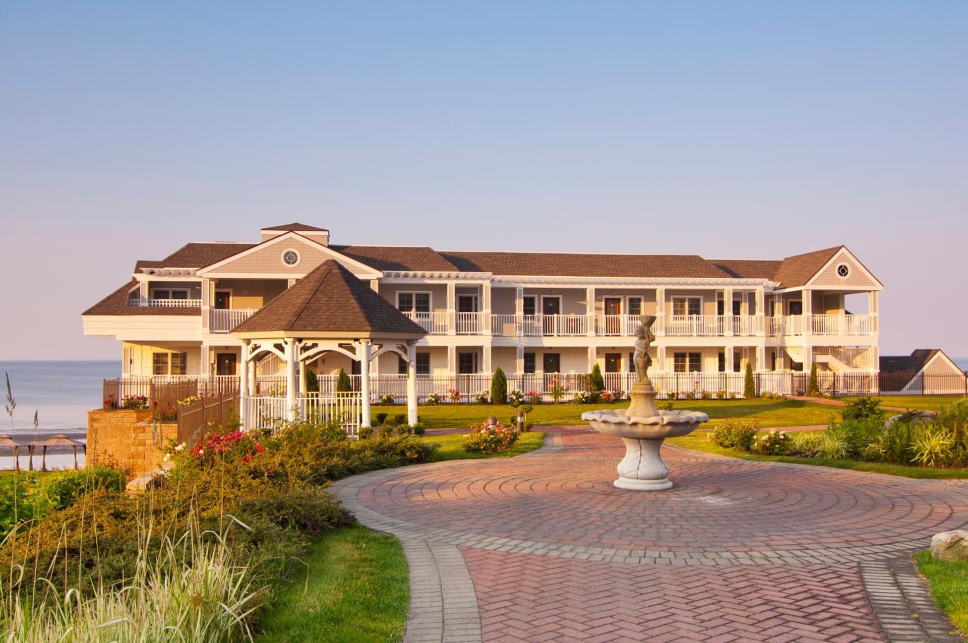 Water's Edge Resort & Spa gallery photo in Westbrook, CT — image 12