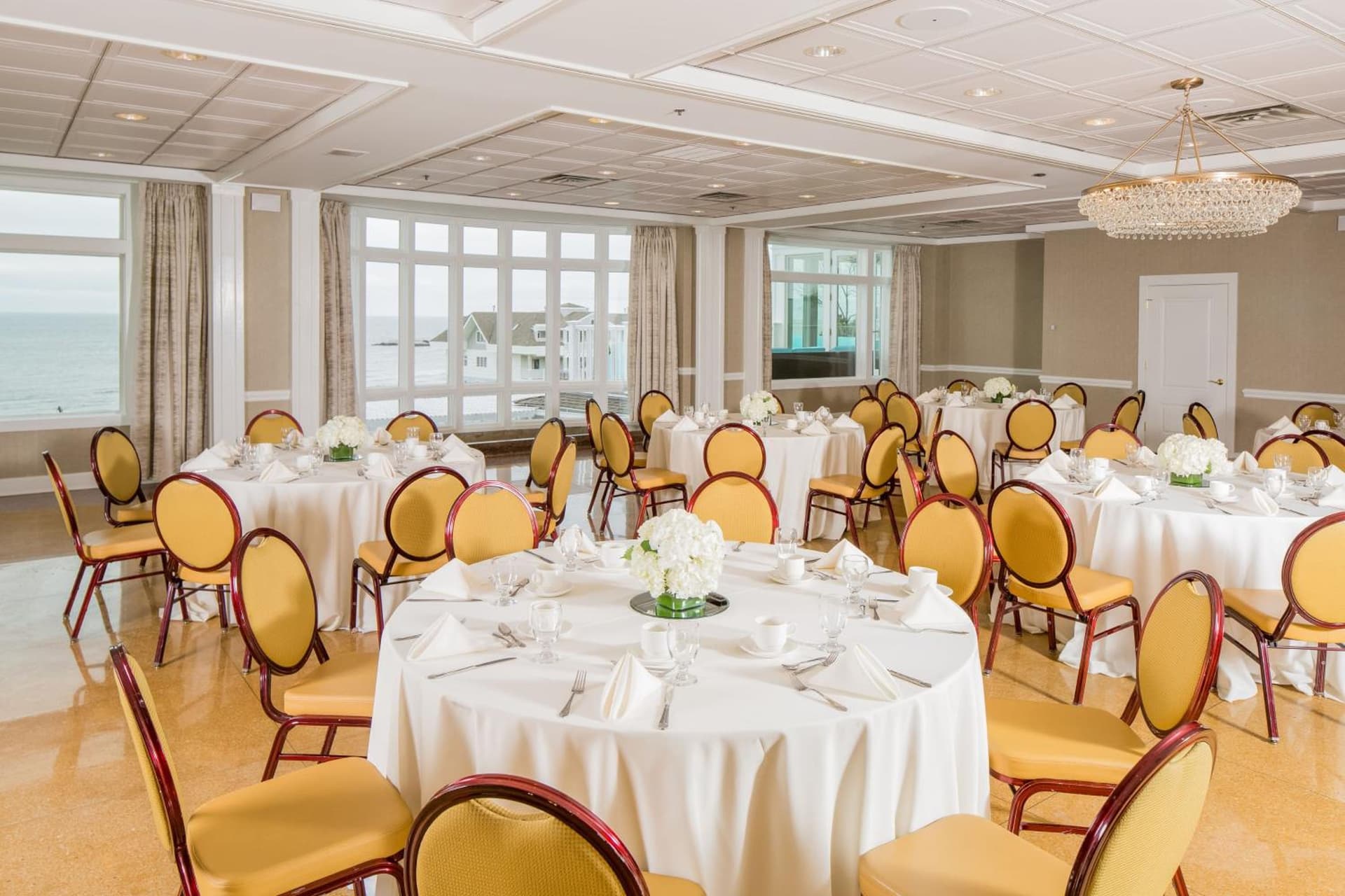 Water's Edge Resort & Spa gallery photo in Westbrook, CT — image 43