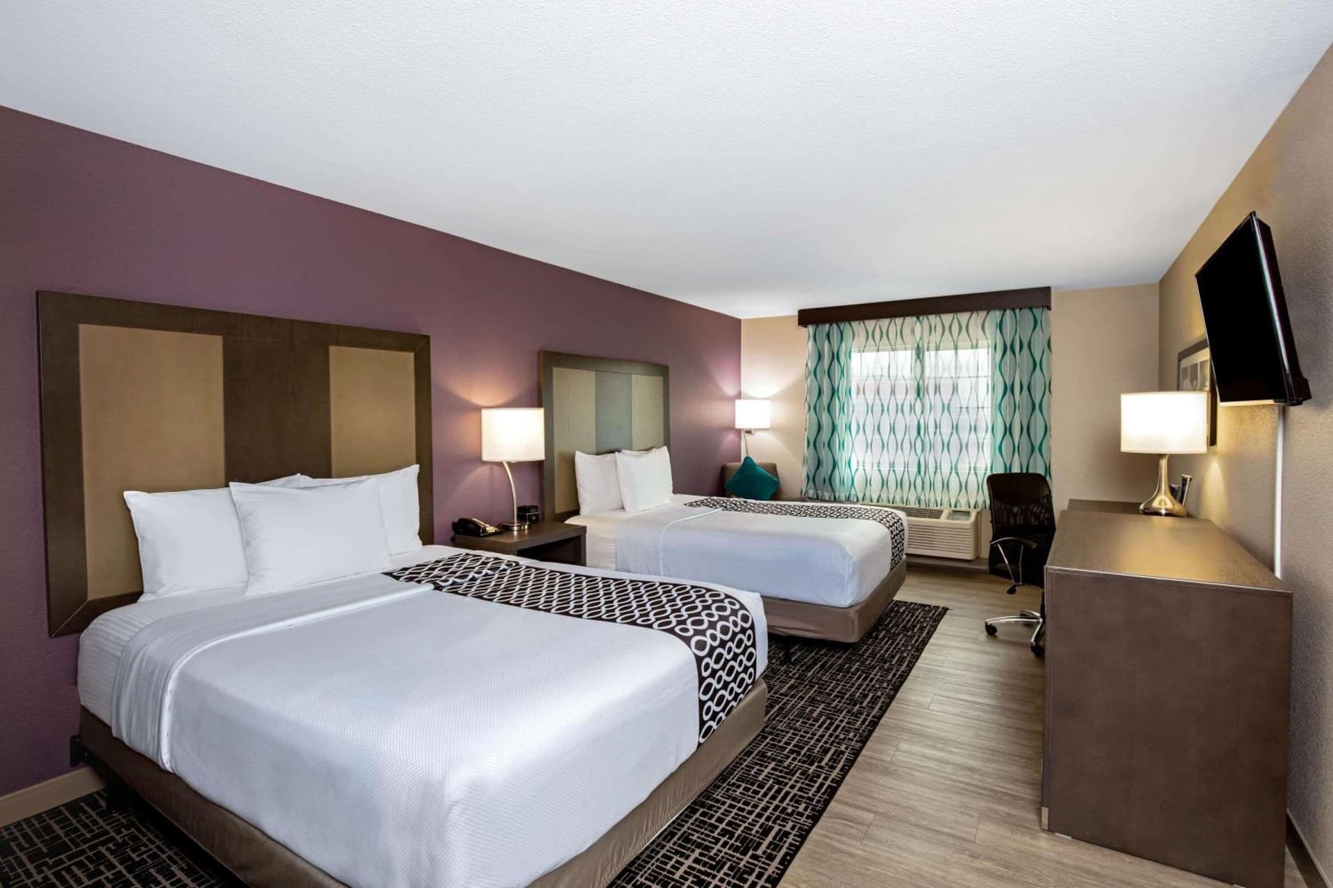 La Quinta Inn & Suites by Wyndham Las Vegas Nellis gallery photo in Las Vegas, NV — image 54