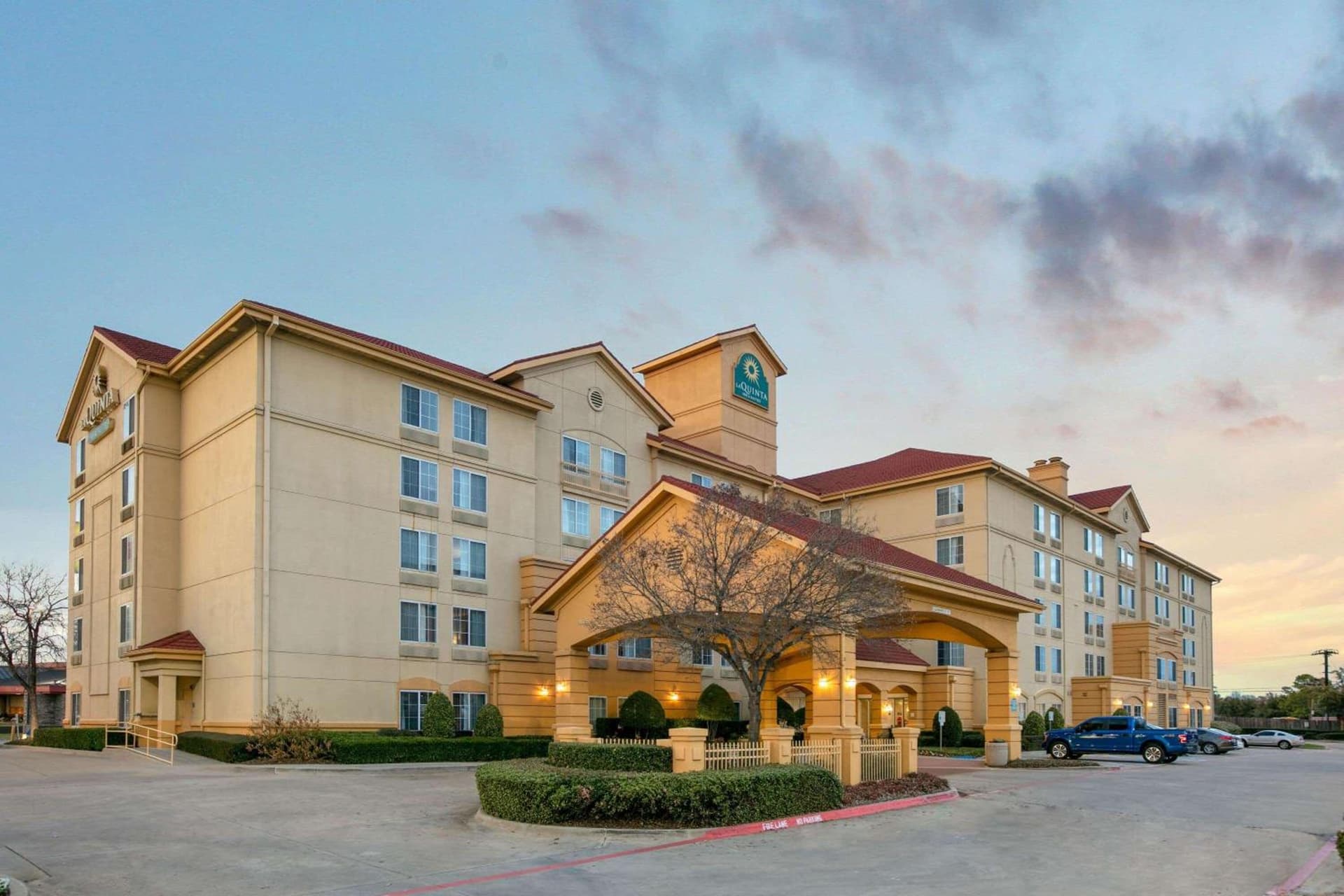 La Quinta by Wyndham DFW Airport South / Irving property views in Irving, TX — gallery photo 3