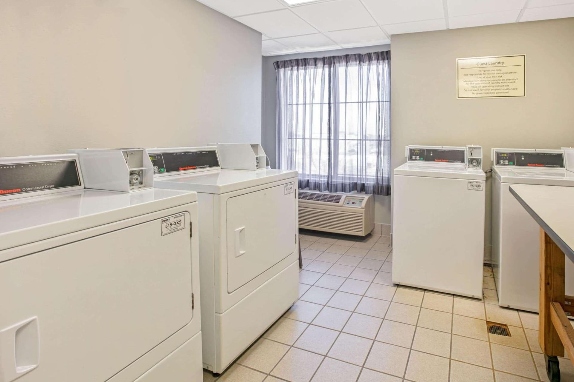 La Quinta by Wyndham DFW Airport South / Irving interior in Irving, TX — gallery photo 2