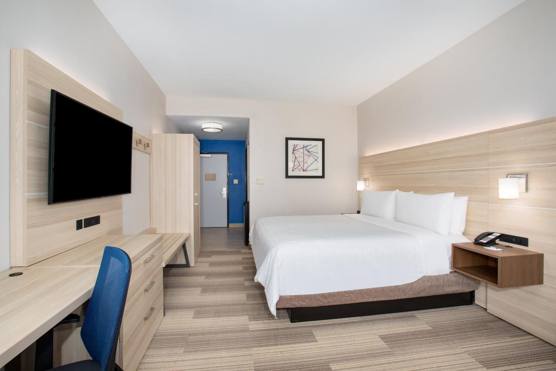 Holiday Inn Express & Suites Phoenix Glendale Dist by IHG gallery photo in Glendale, AZ — image 40