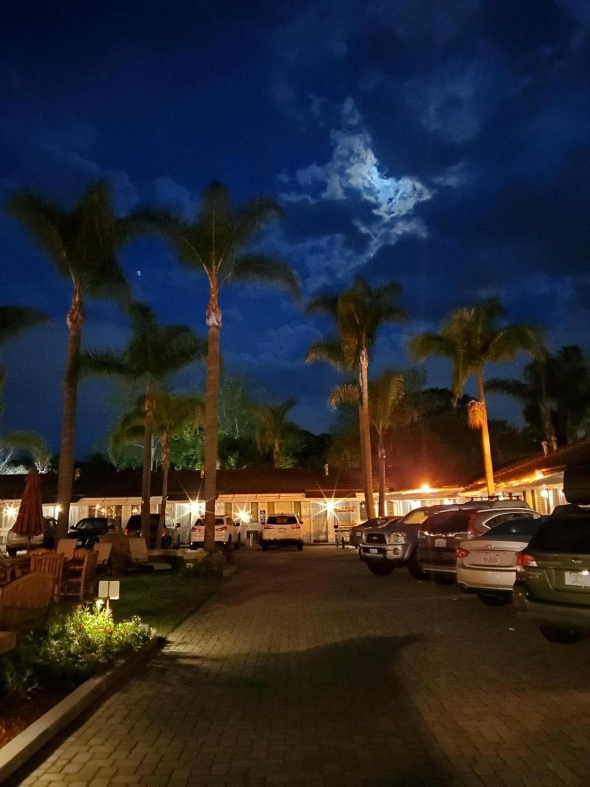 Marina Beach Hotel gallery photo in Santa Barbara, CA — image 103