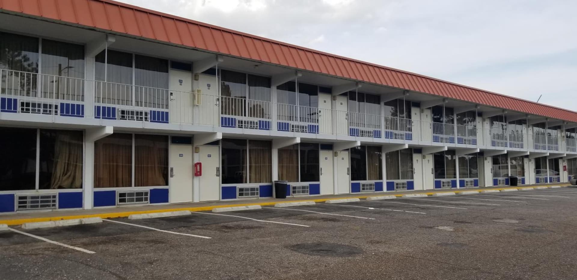 Family Inns of America - Mobile gallery photo in Mobile, AL — image 17